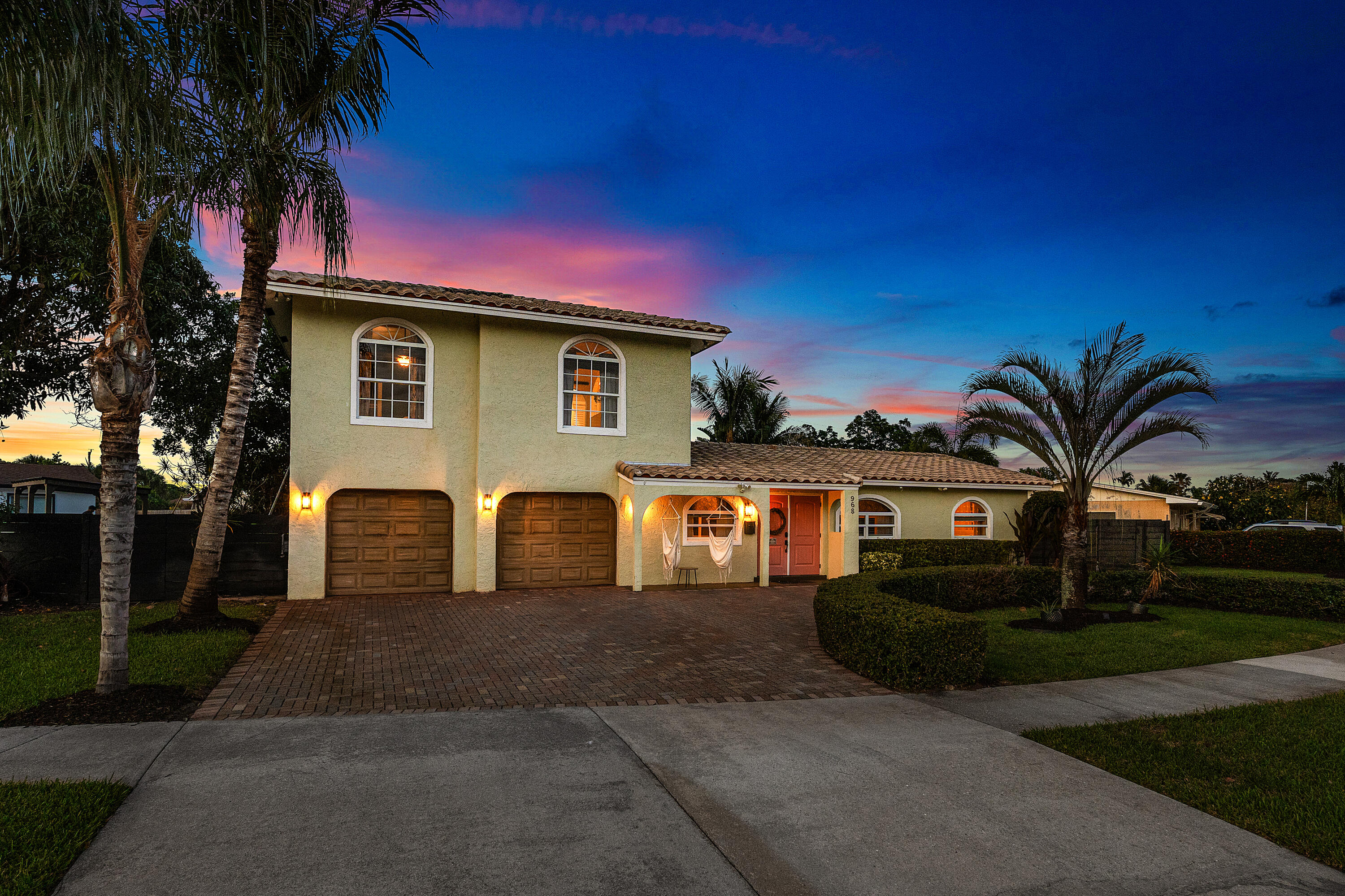 NORTH PALM BEACH VILLAGE OF 4 - Residential
