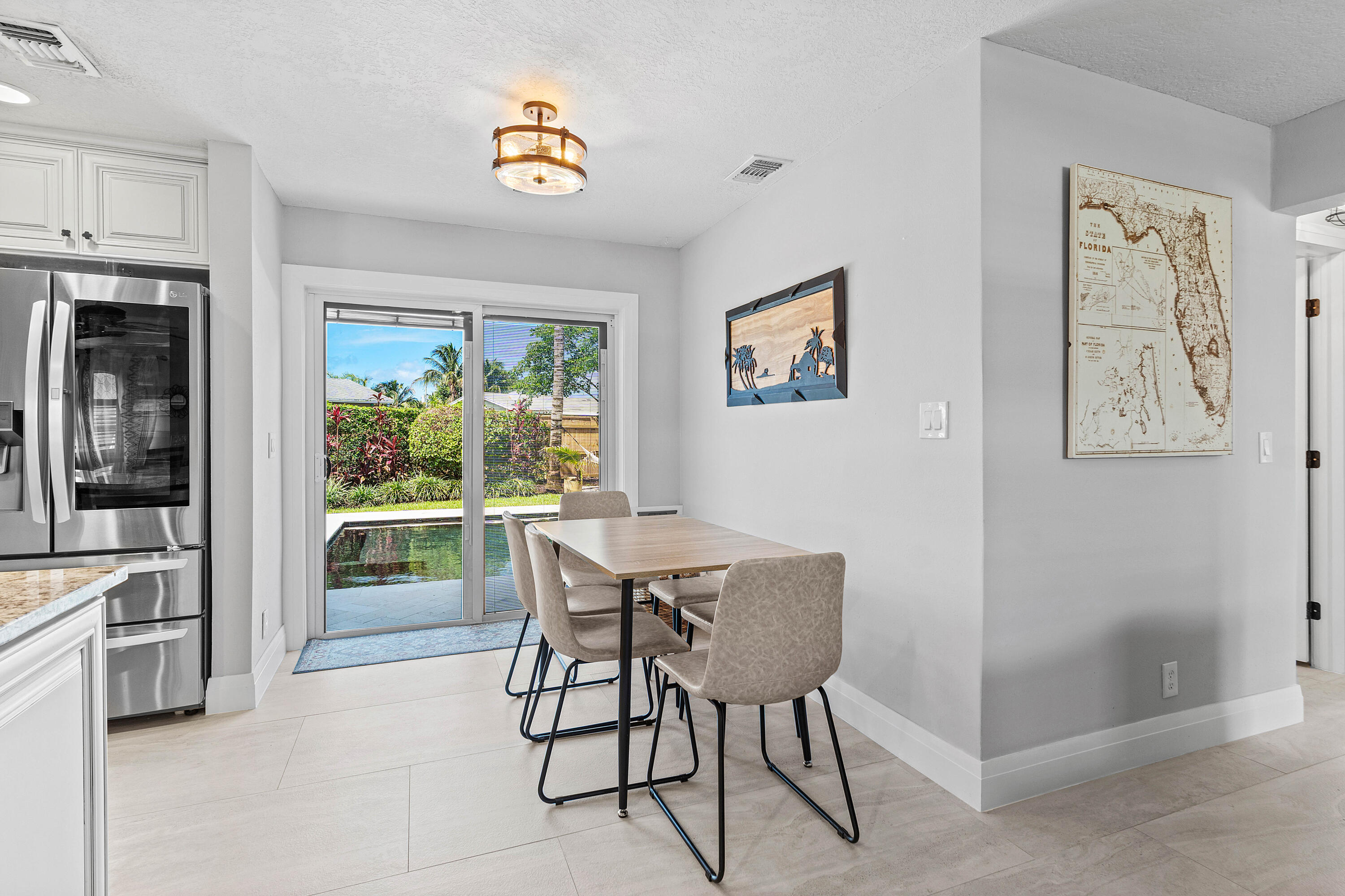 NORTH PALM BEACH VILLAGE OF 4 - Residential