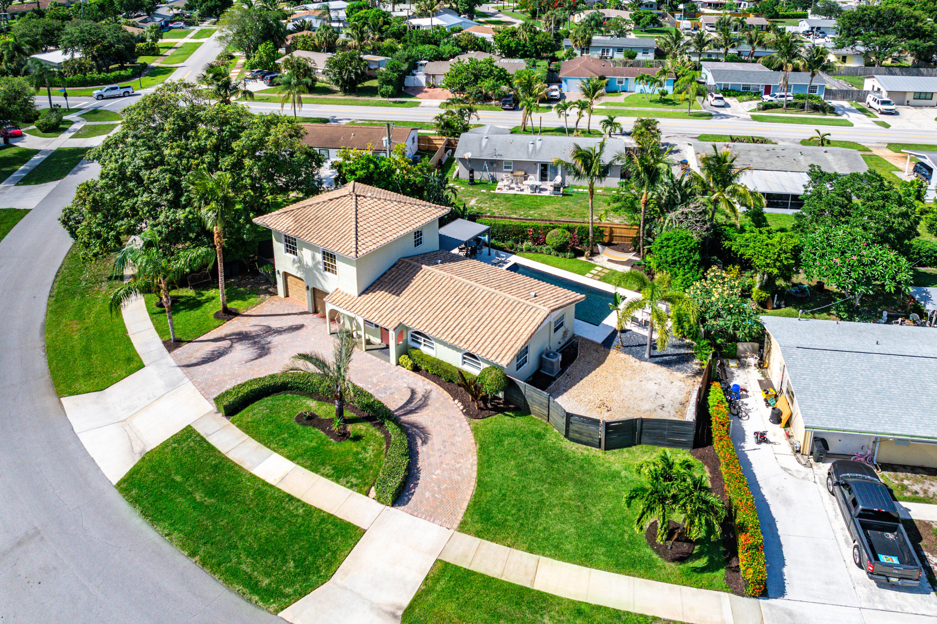 NORTH PALM BEACH VILLAGE OF 4 - Residential