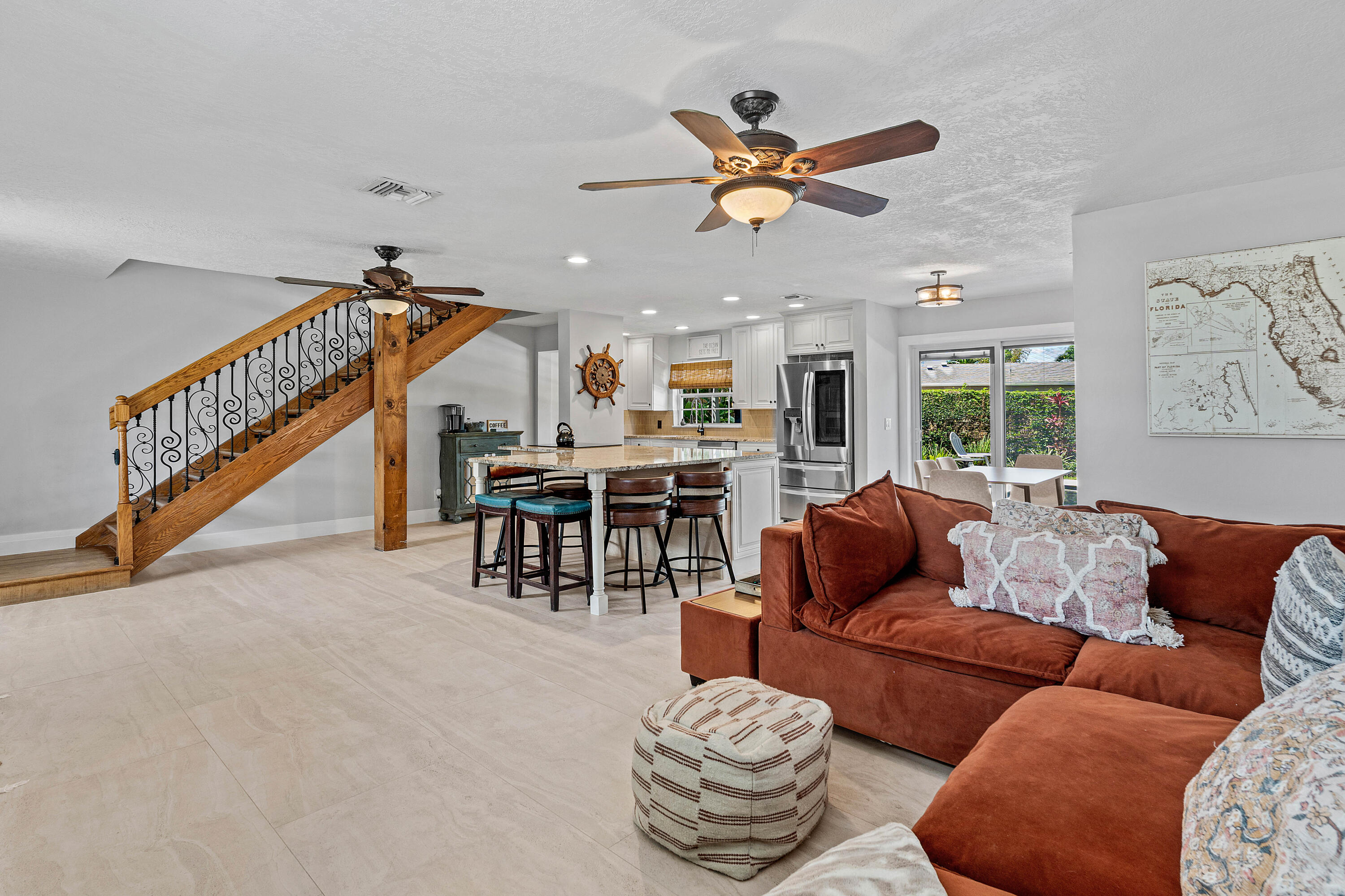 NORTH PALM BEACH VILLAGE OF 4 - Residential