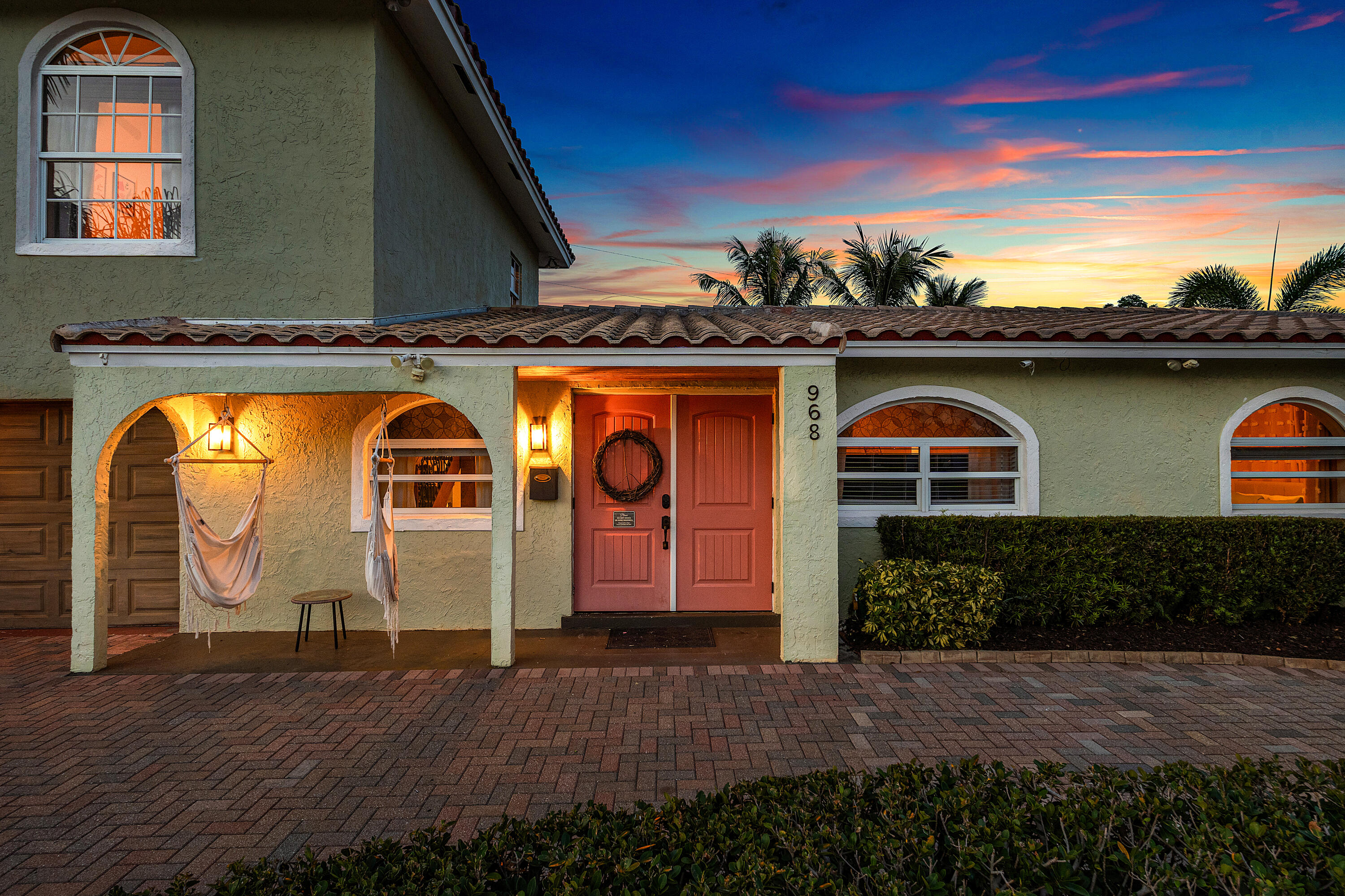 NORTH PALM BEACH VILLAGE OF 4 - Residential