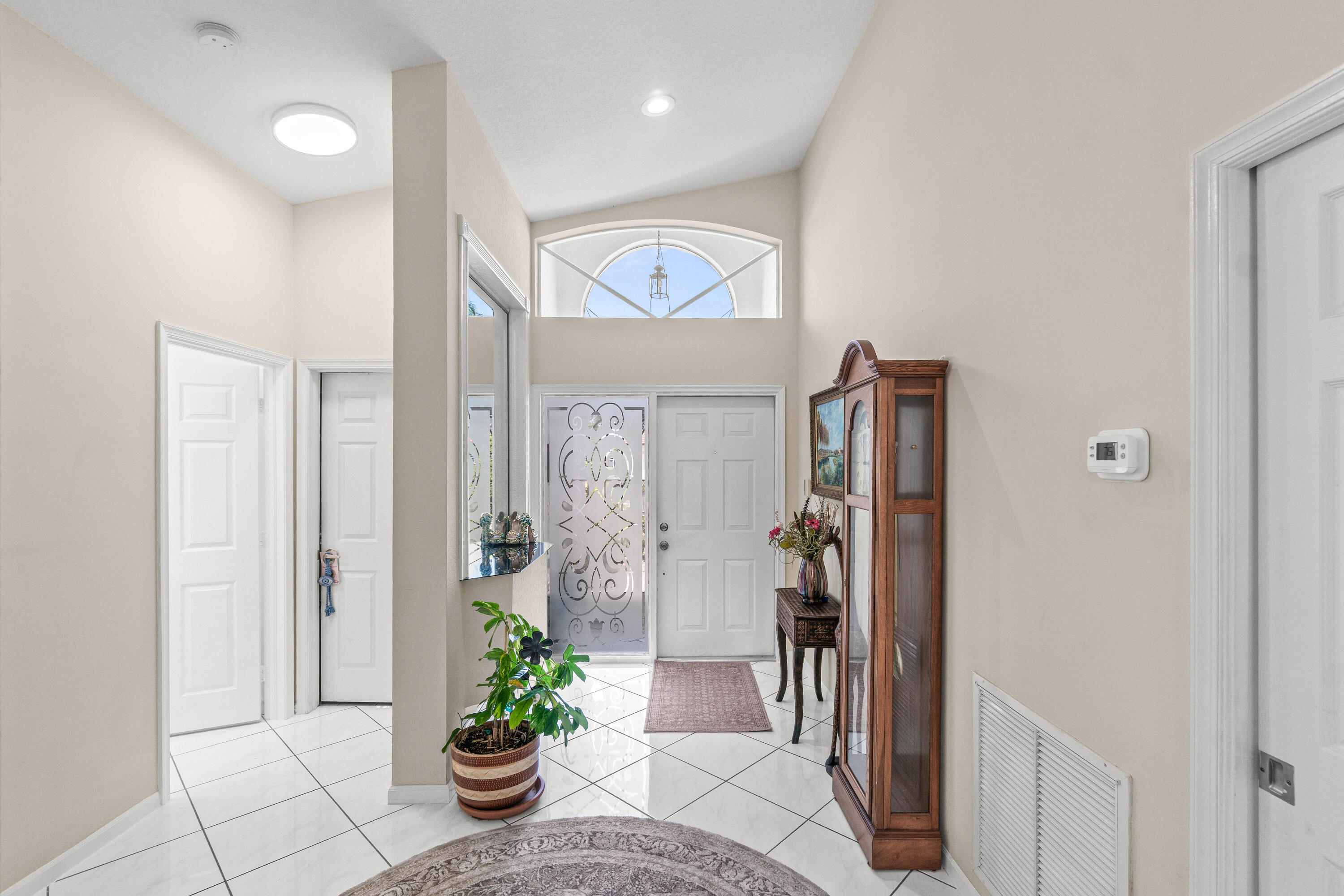 LAKERIDGE GREENS - Residential