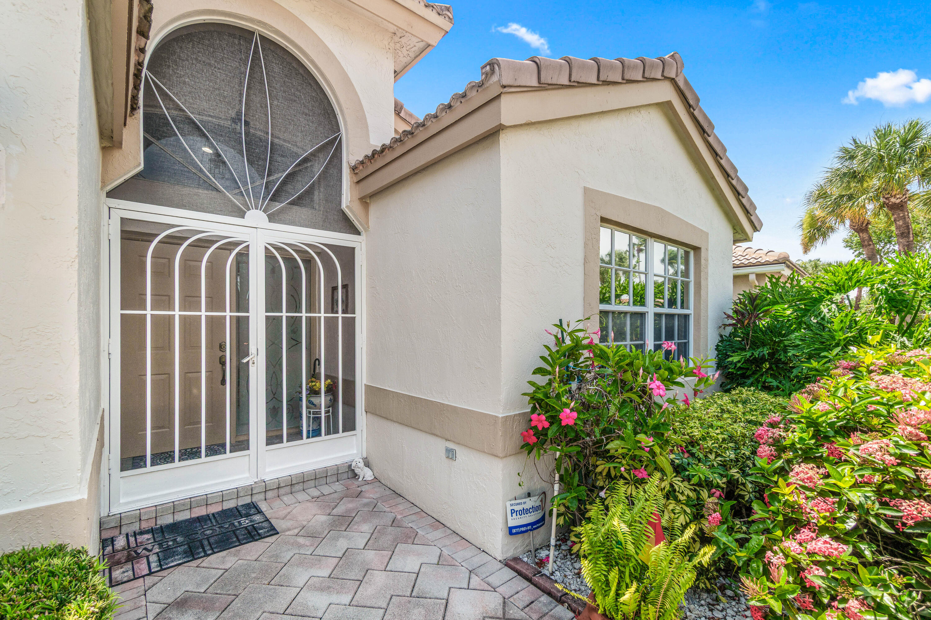 LAKERIDGE GREENS - Residential