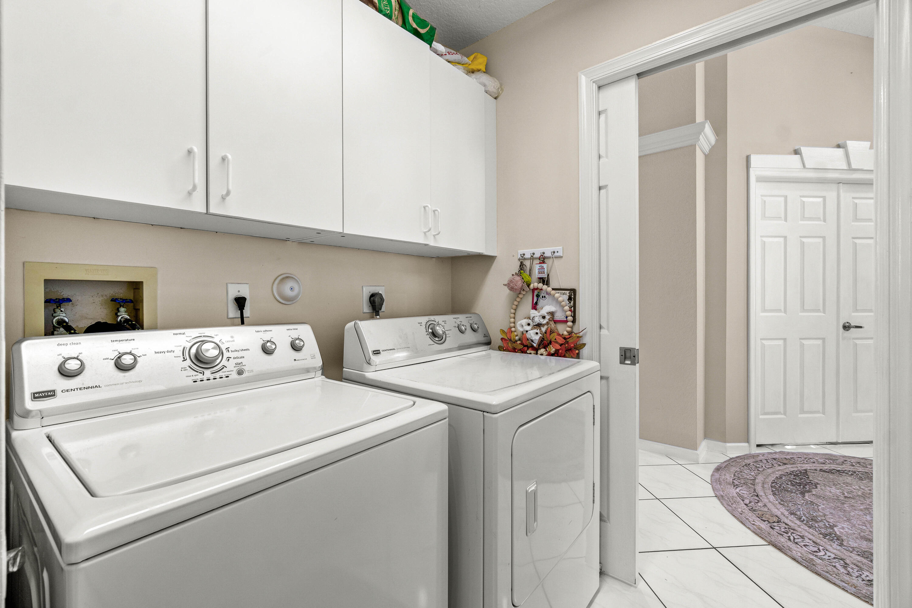 LAKERIDGE GREENS - Residential