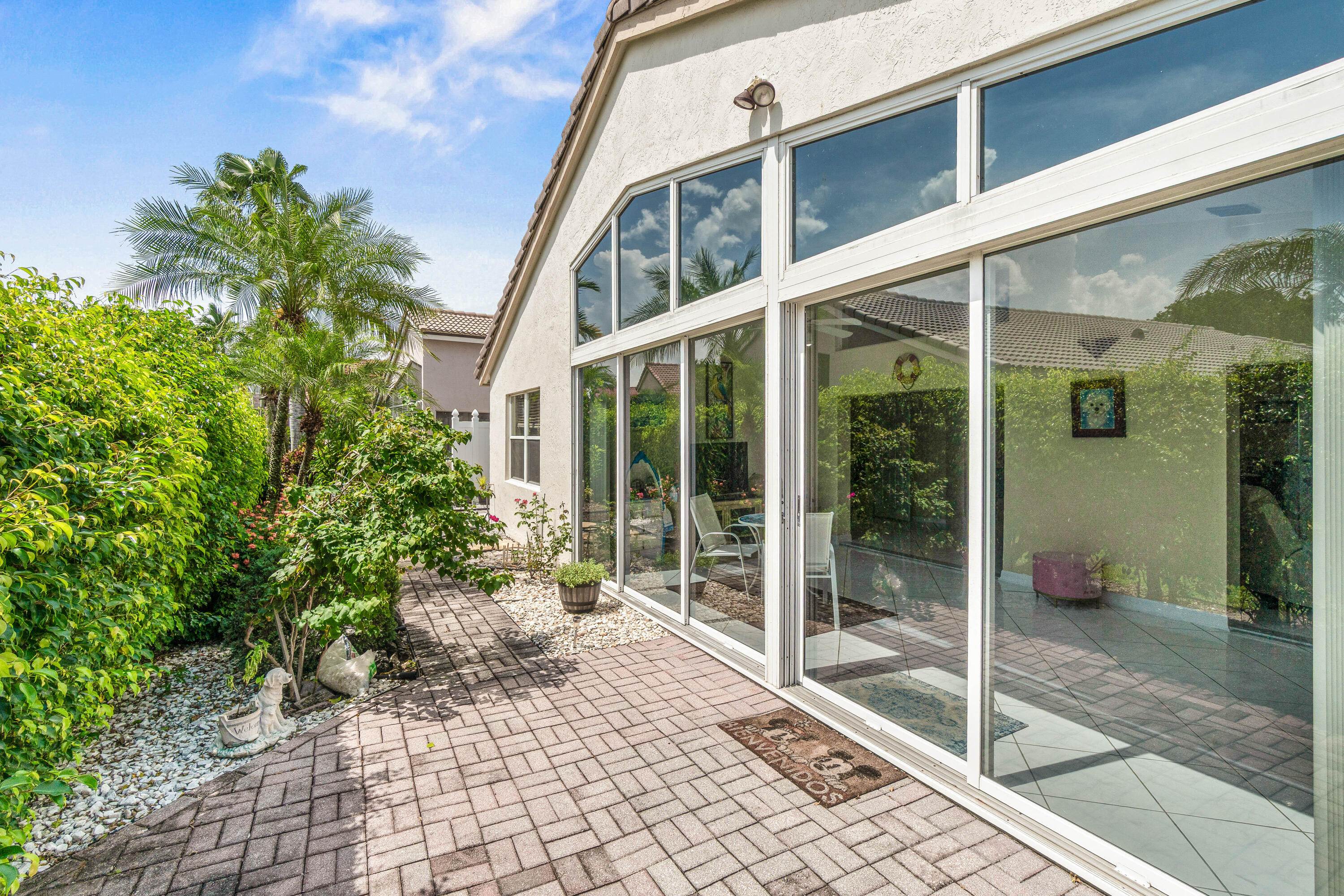 LAKERIDGE GREENS - Residential