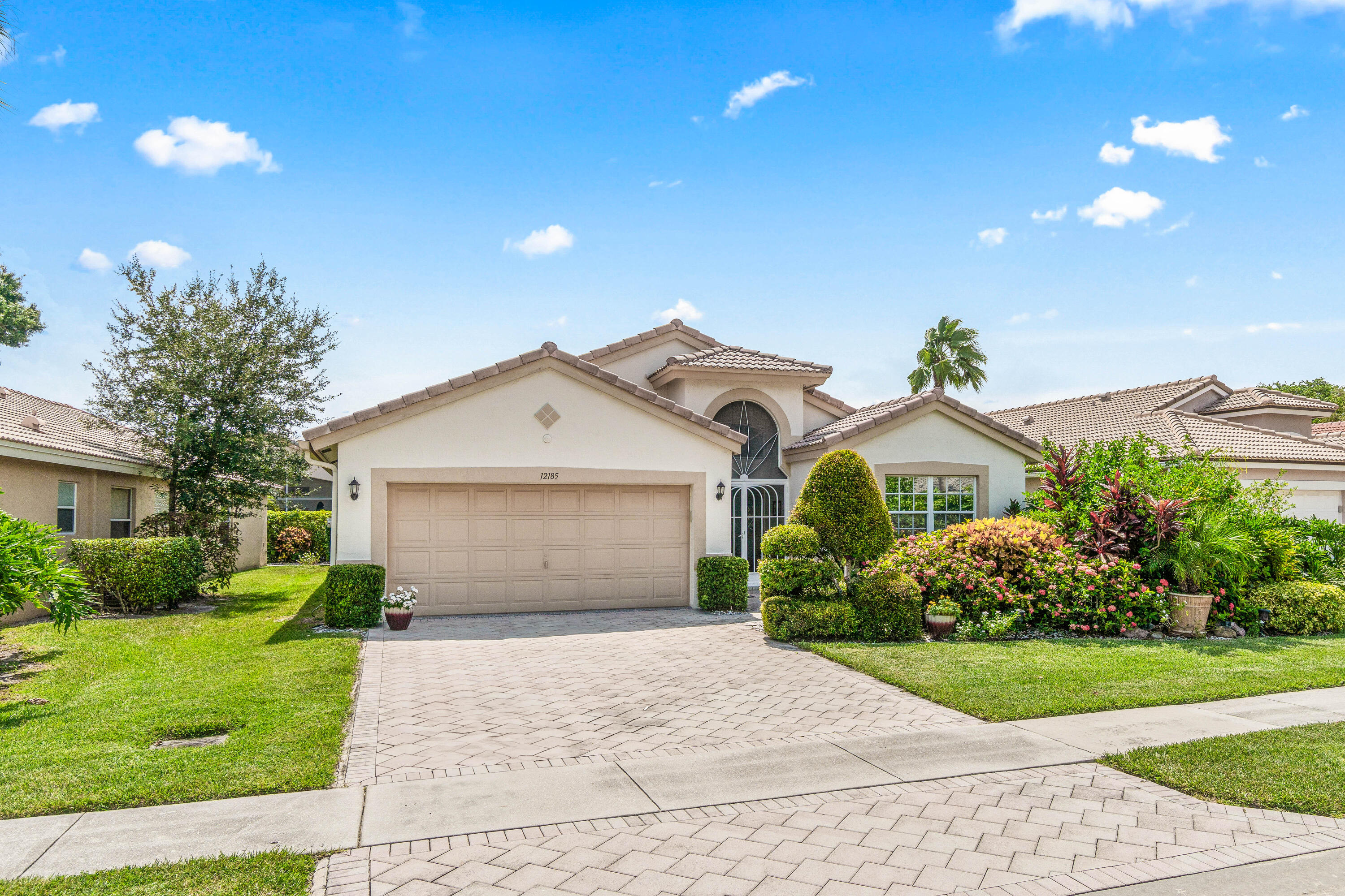 LAKERIDGE GREENS - Residential