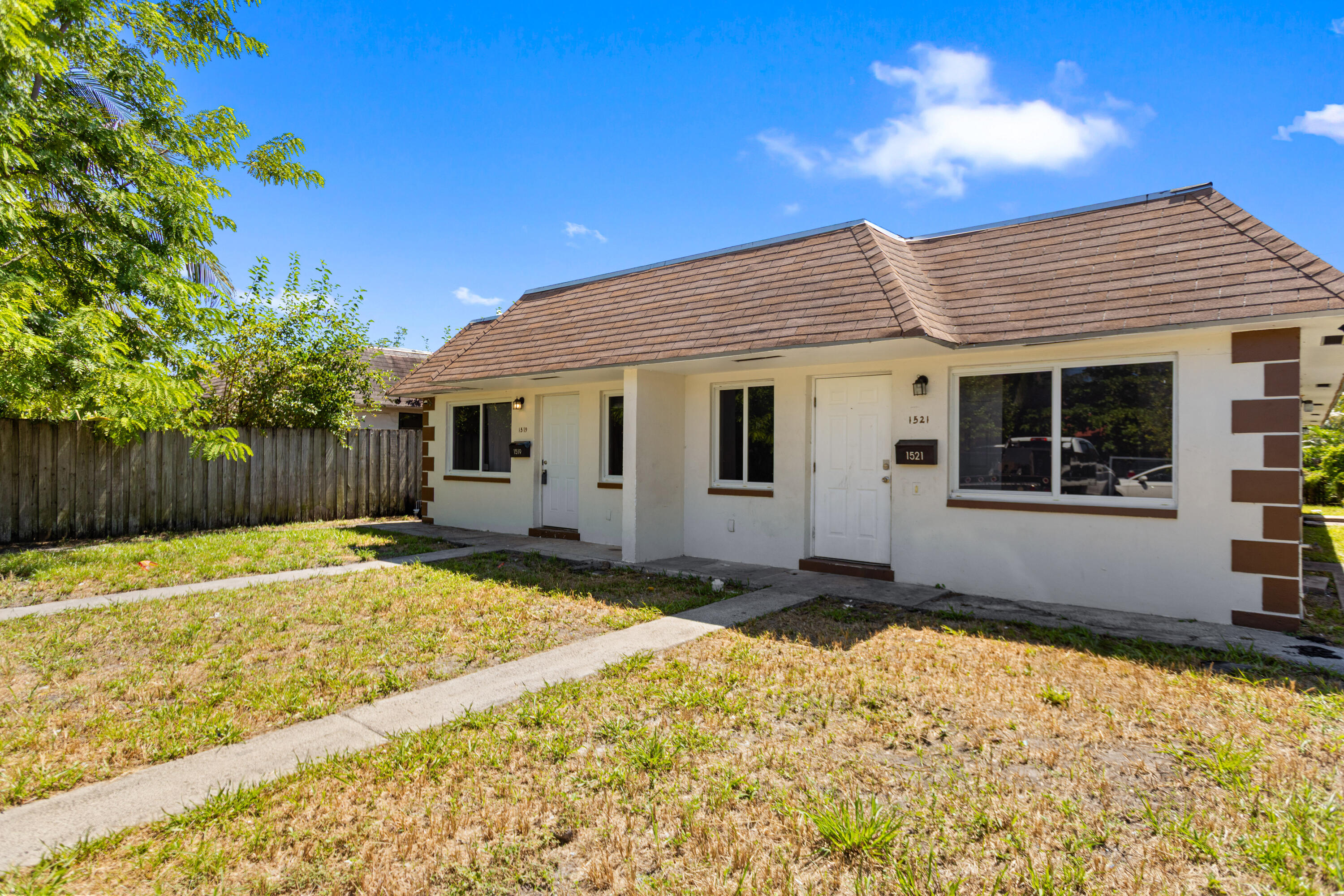 Welcome to this single-story duplex in the Progresso community of Fort Lauderdale, offering 2,504 square feet of finished living space. This one-floor layout provides convenient, accessible living with no stairs to navigate throughout the home. The substantial square footage allows for generous room sizes and flexible spaces to suit various needs. Situated in Fort Lauderdale, this property presents an excellent opportunity for investors or owner-occupants seeking duplex ownership in an established community. This is a solid investment property with strong potential.