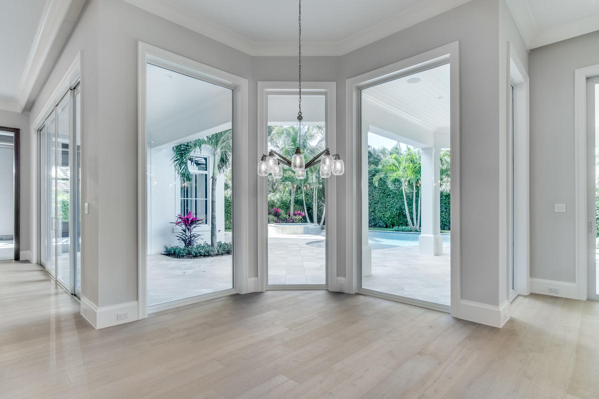 ROYAL PALM YACHT & COUNTRY CLUB - Residential