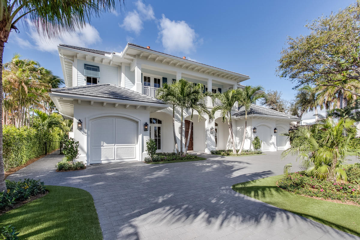 ROYAL PALM YACHT & COUNTRY CLUB - Residential