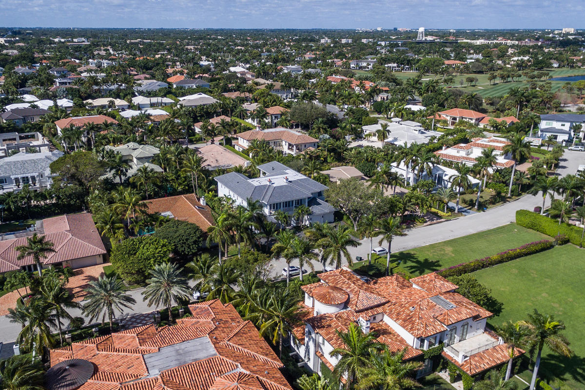 ROYAL PALM YACHT & COUNTRY CLUB - Residential