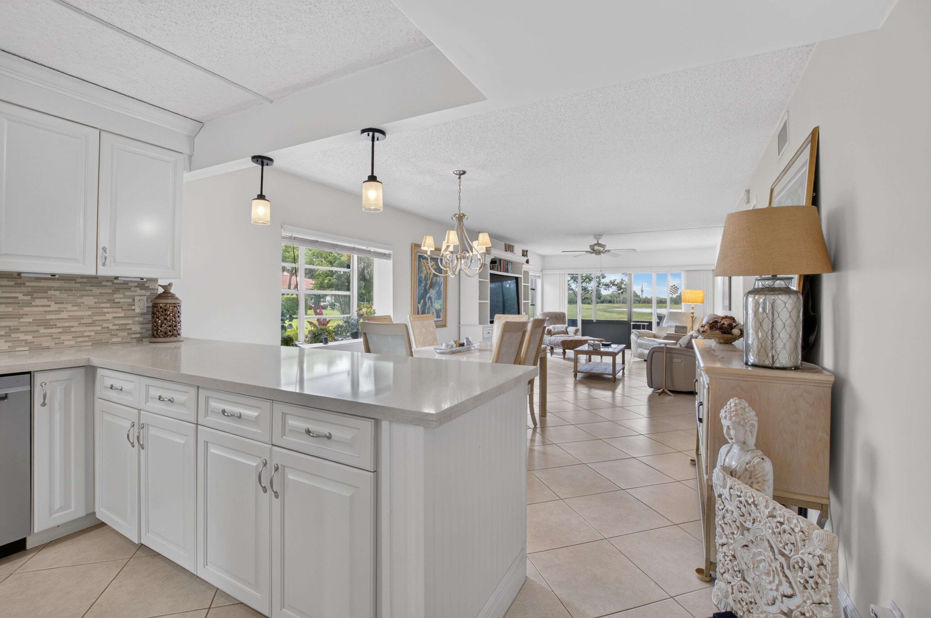 PALM GREENS AT VILLA DEL RAY CONDO - Residential