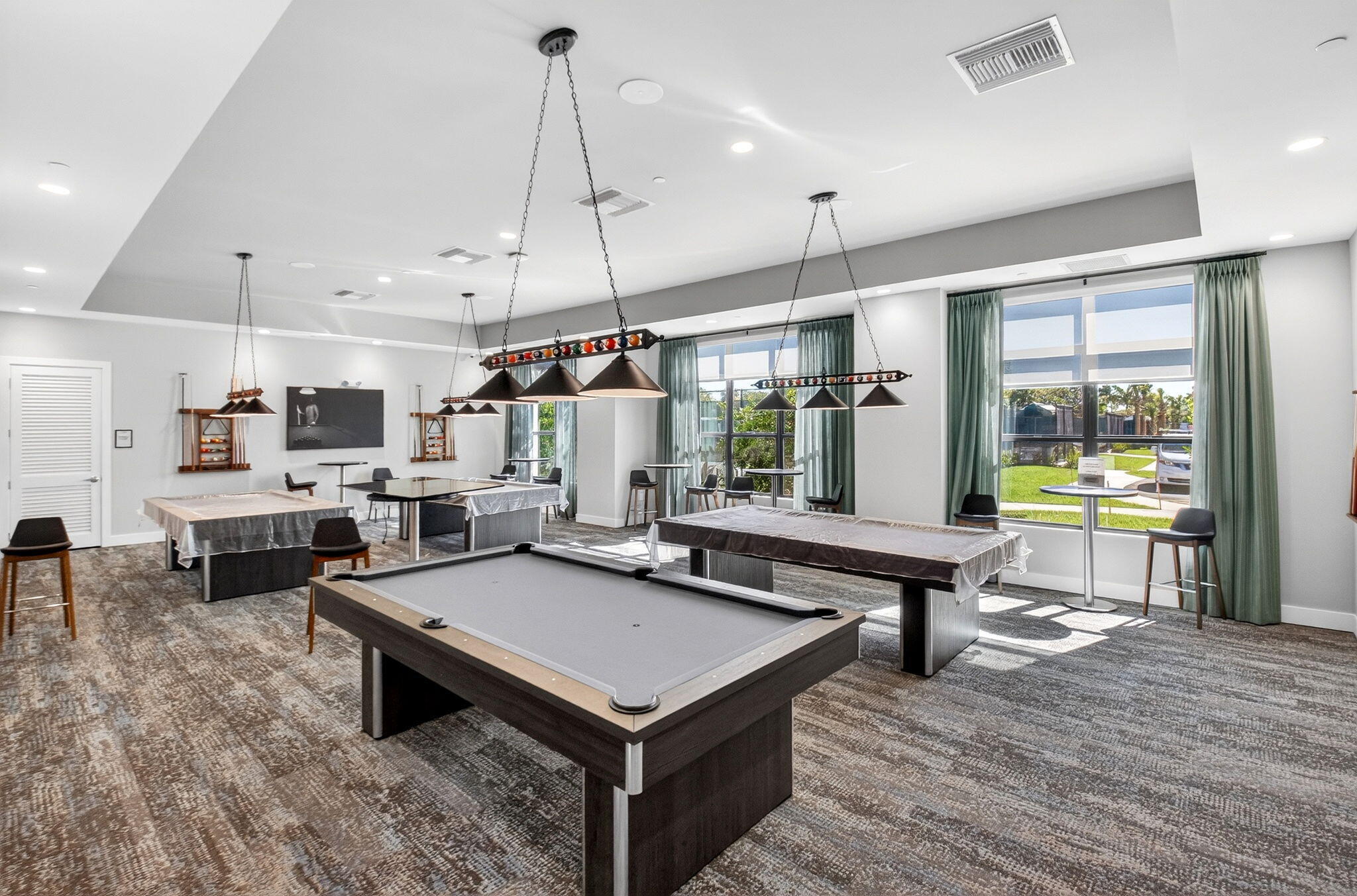 PALM GREENS AT VILLA DEL RAY CONDO - Residential