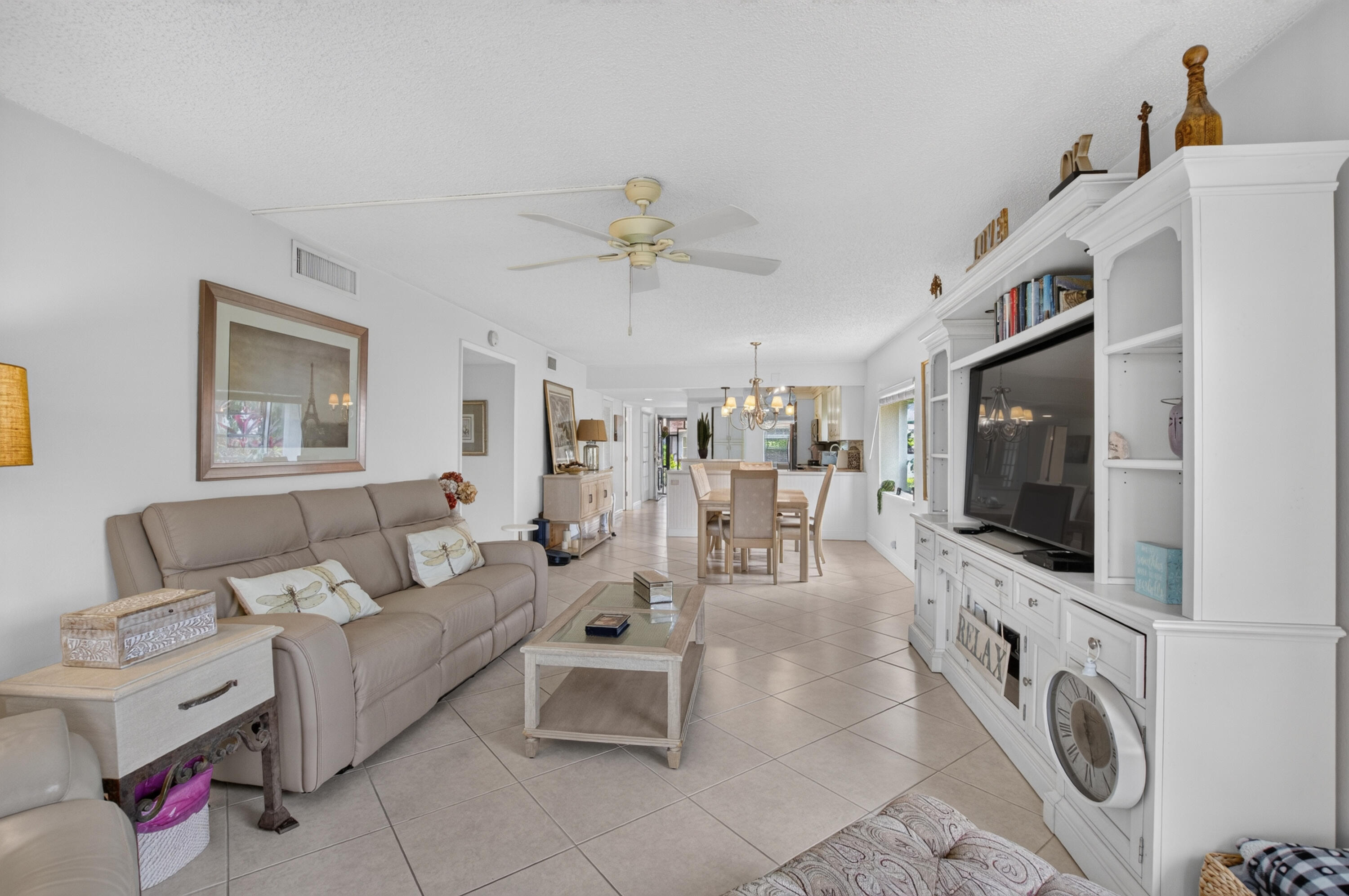 PALM GREENS AT VILLA DEL RAY CONDO - Residential