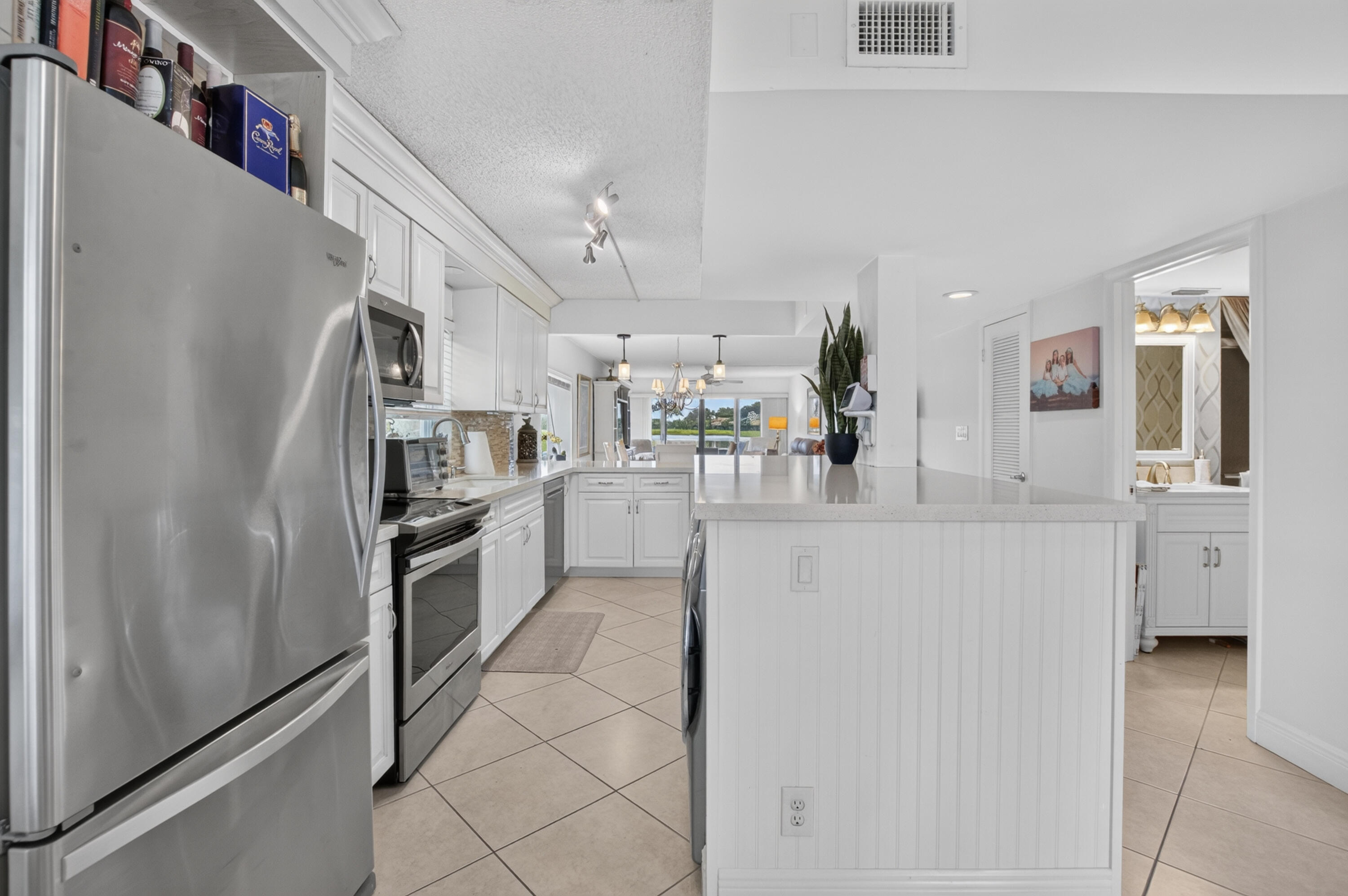 PALM GREENS AT VILLA DEL RAY CONDO - Residential