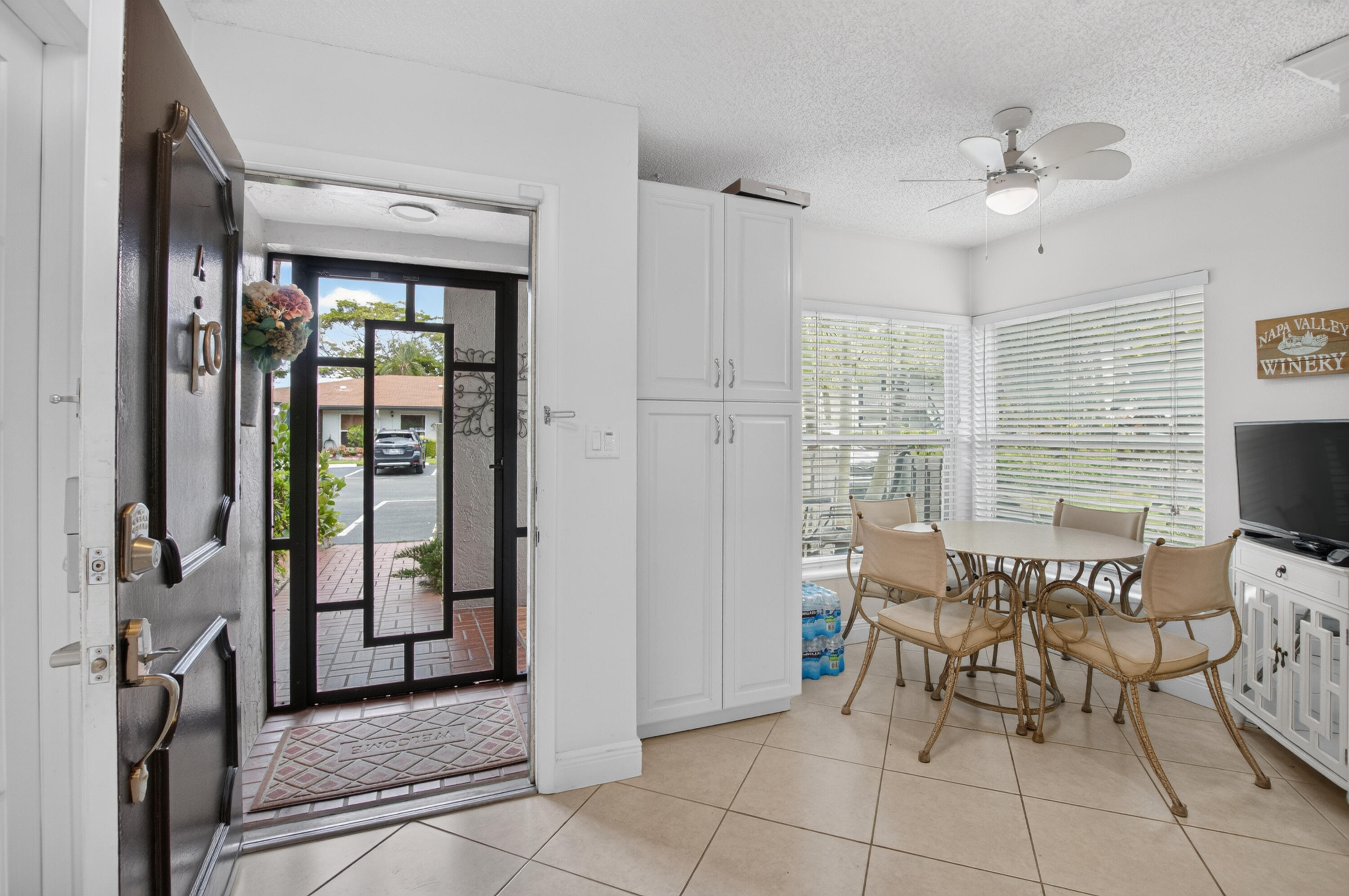 PALM GREENS AT VILLA DEL RAY CONDO - Residential