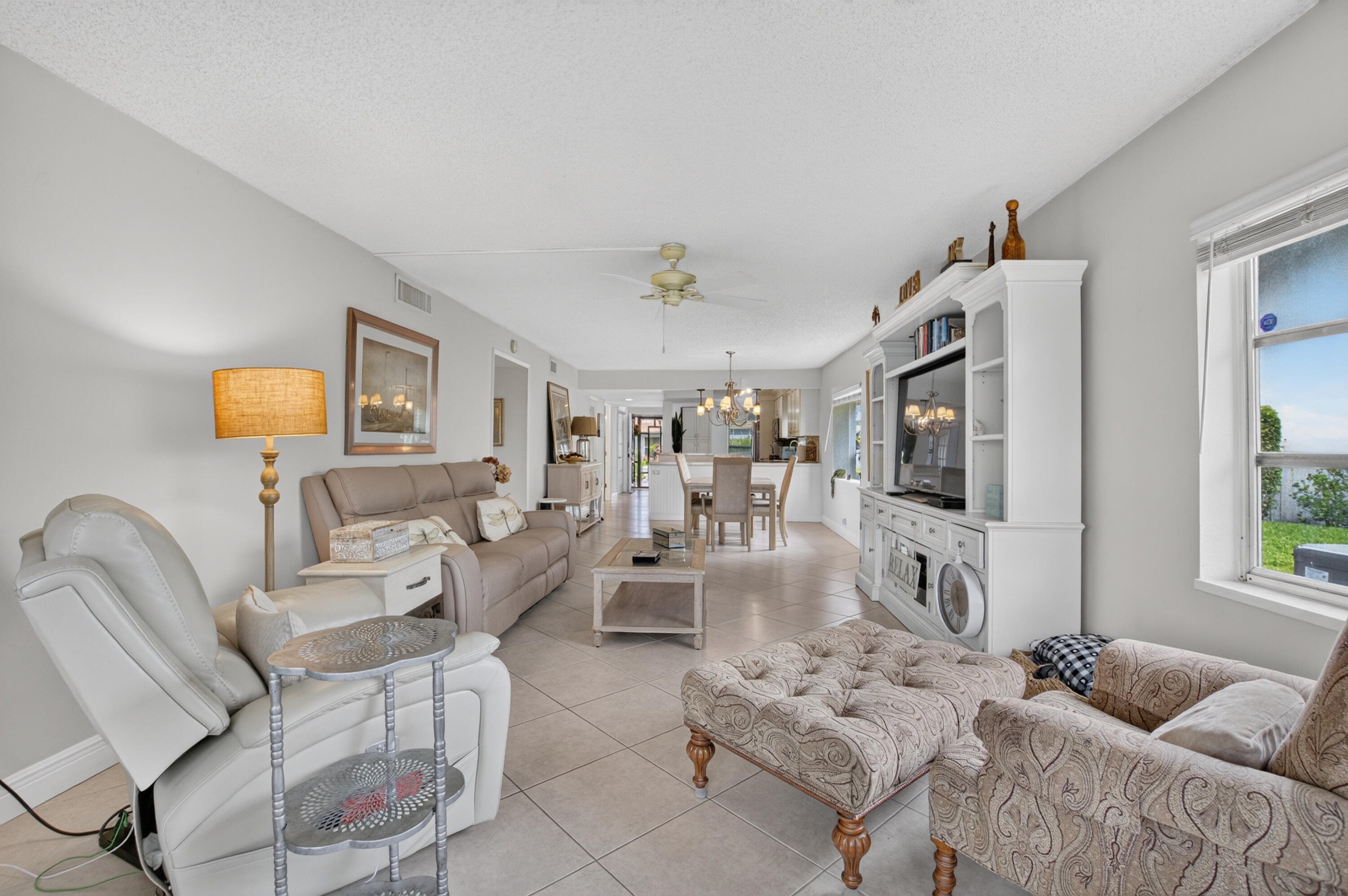 PALM GREENS AT VILLA DEL RAY CONDO - Residential