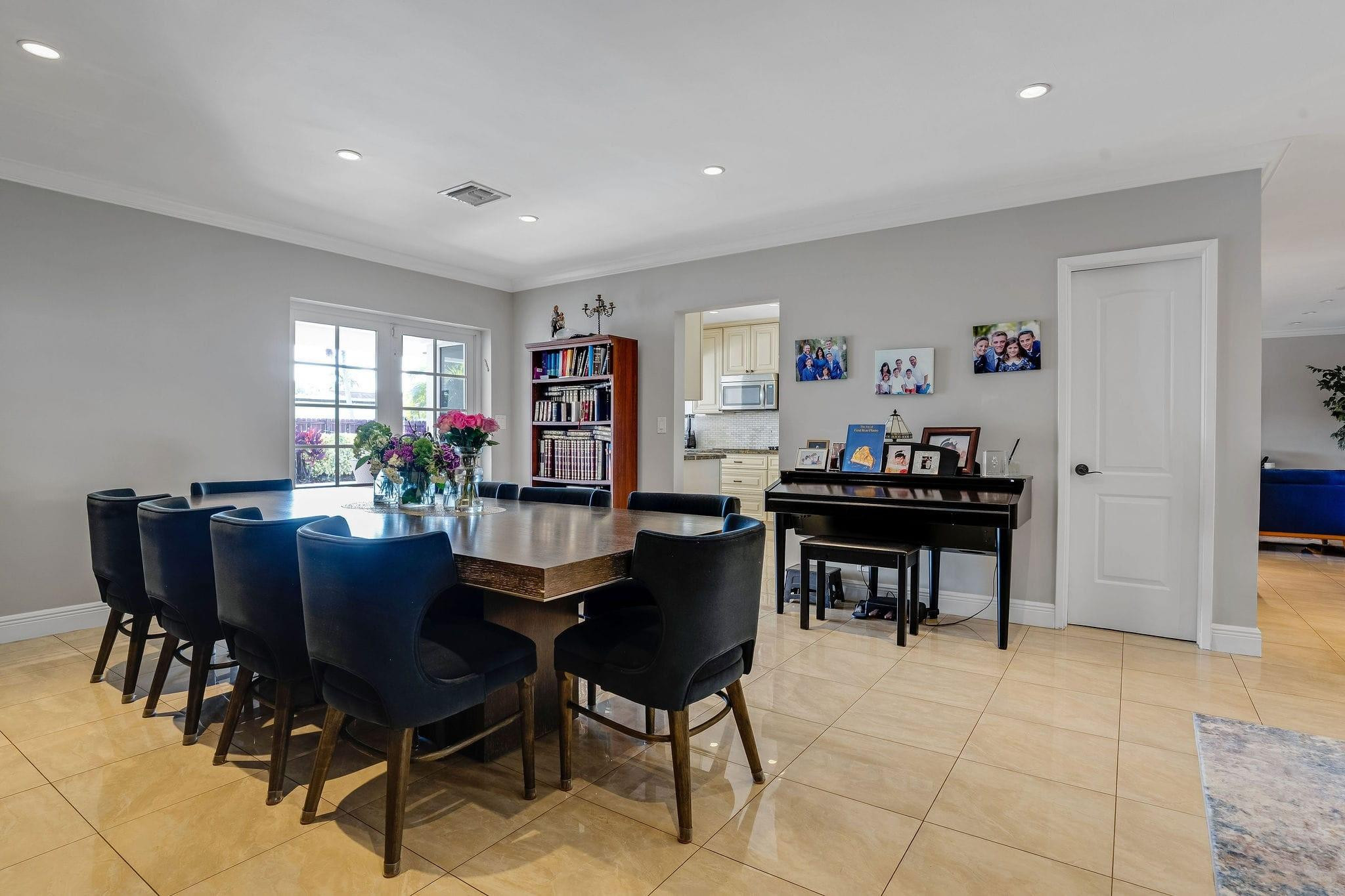 EMERALD HILLS - Residential