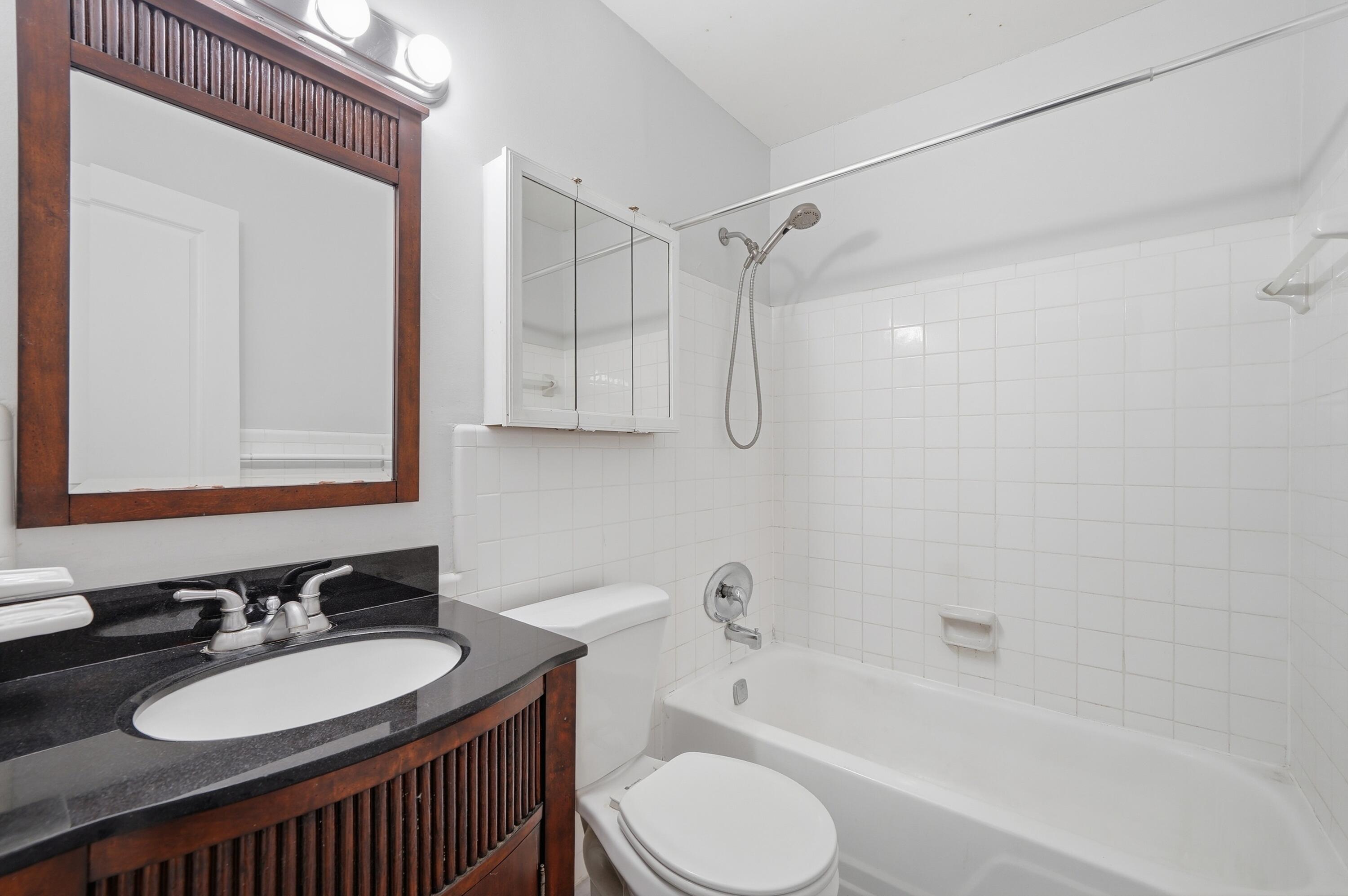 CASA DEL SOL CONDO - Residential Lease