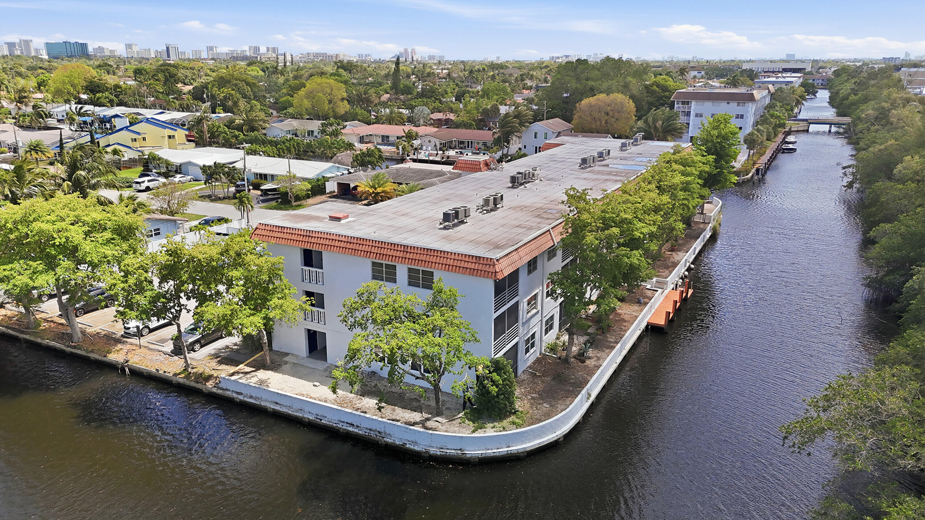CASA DEL SOL CONDO - Residential Lease