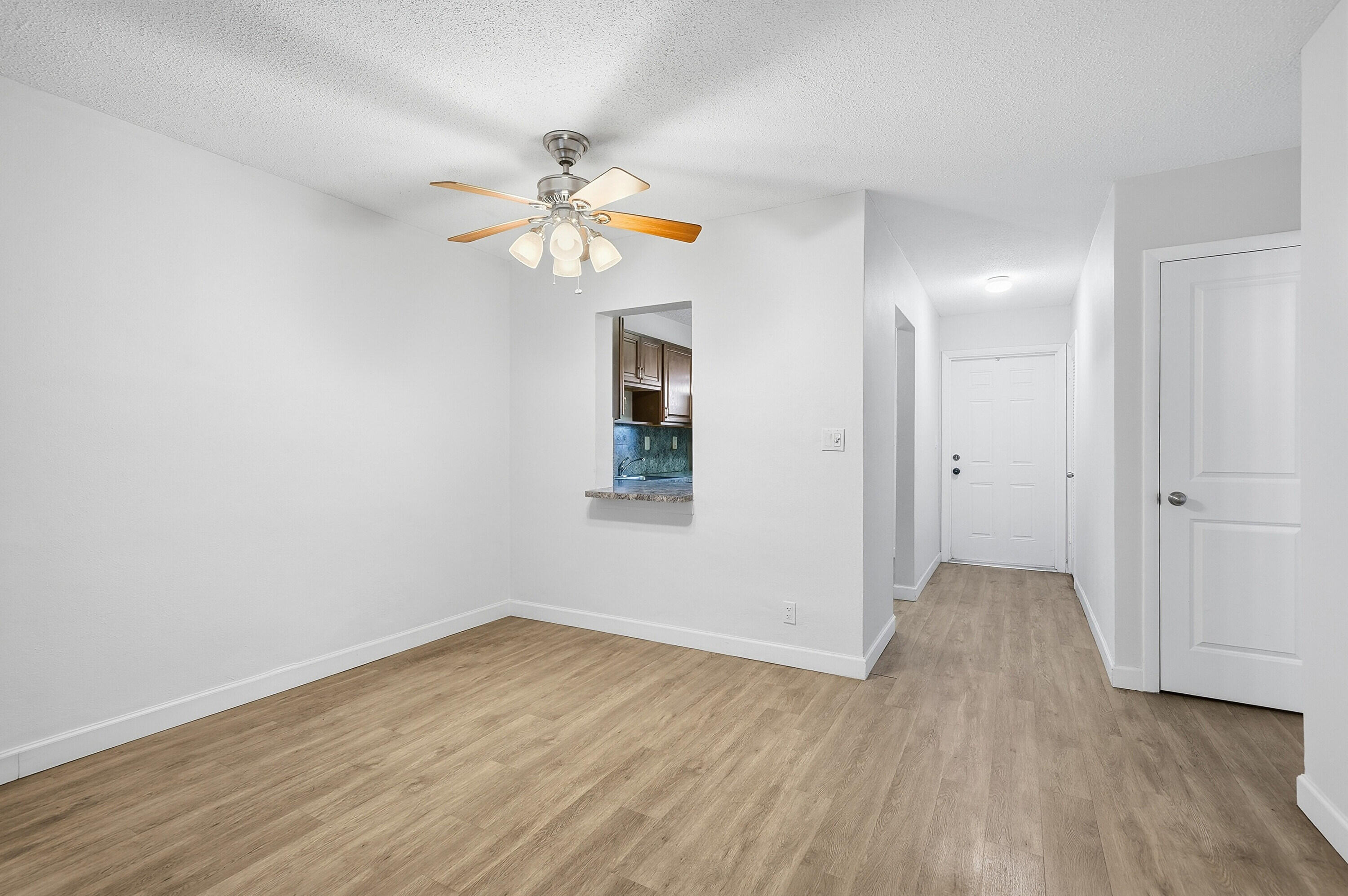 CASA DEL SOL CONDO - Residential Lease