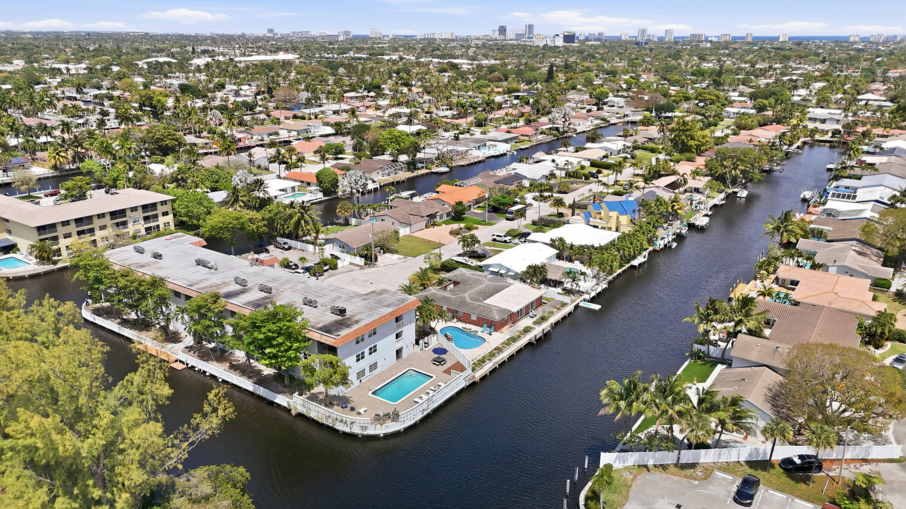 CASA DEL SOL CONDO - Residential Lease