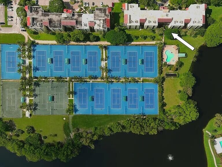 LAVERS RESORT & RACQUET CLUB - Residential Lease