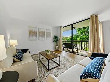 LAVERS RESORT & RACQUET CLUB - Residential Lease