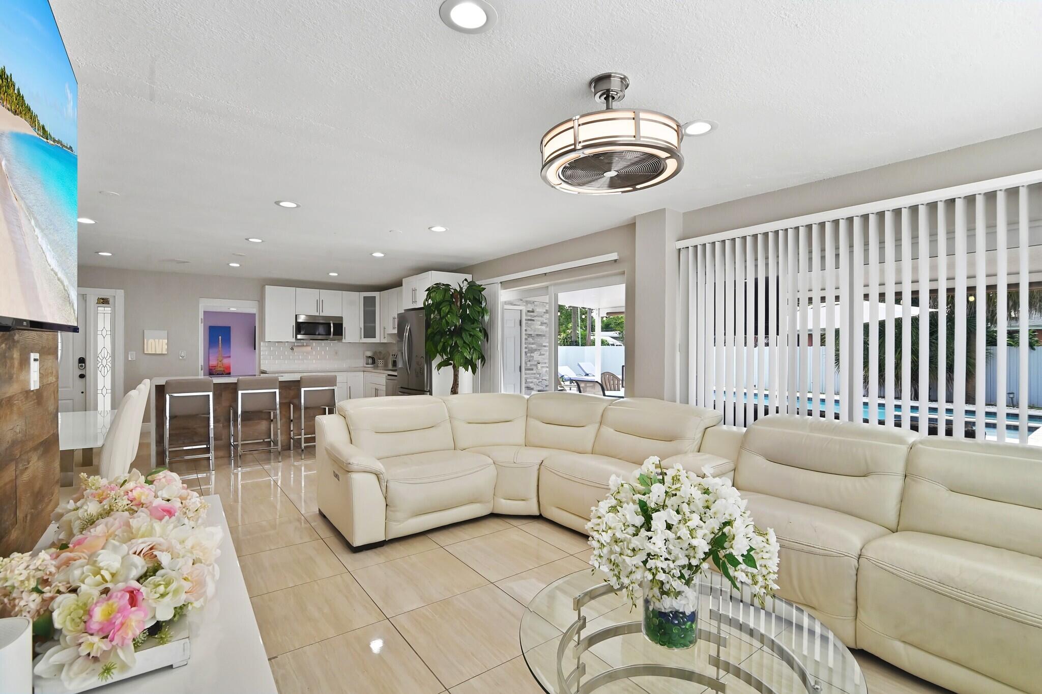 PALM SPRINGS VILLAGE 5 - Residential