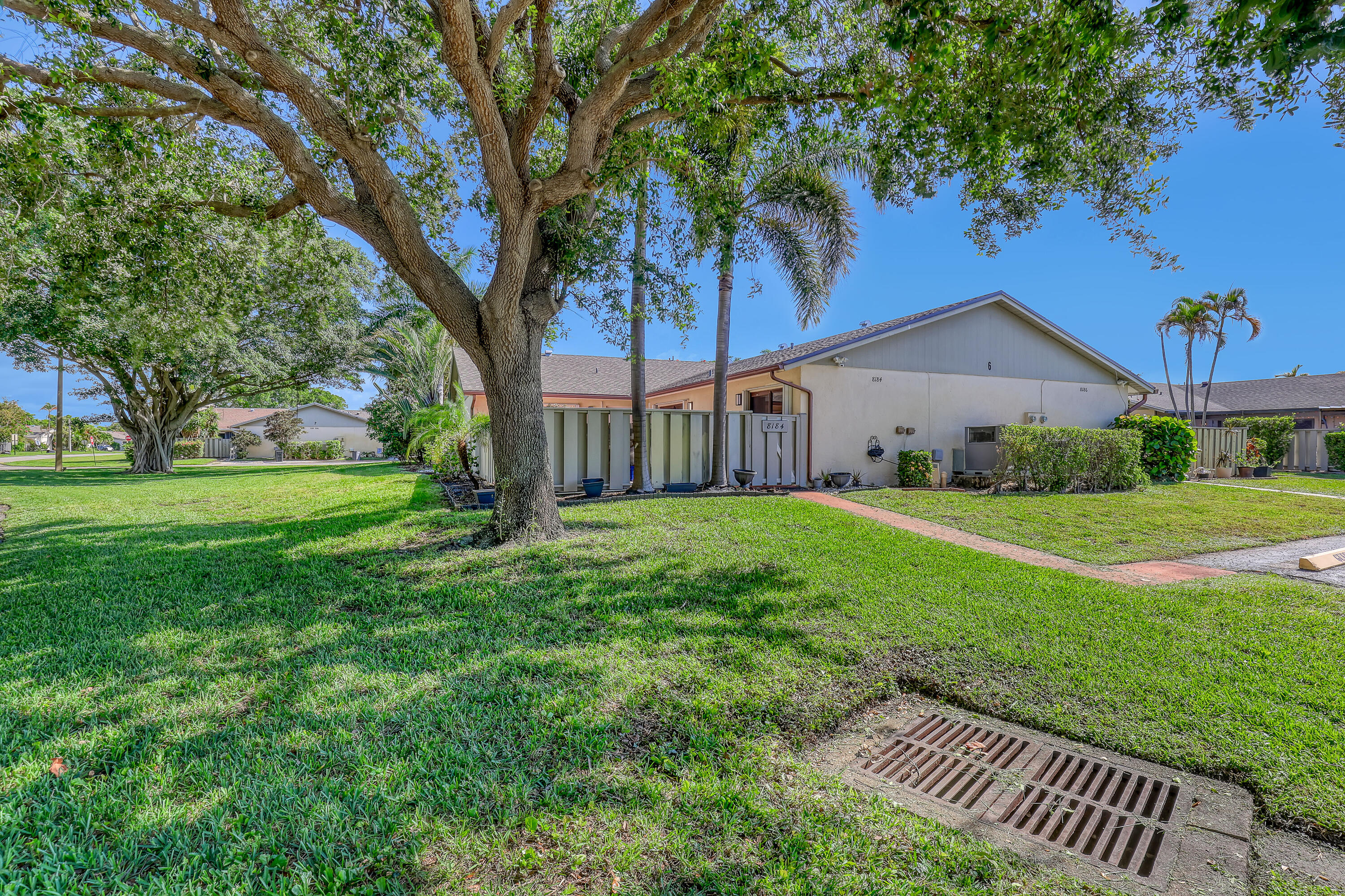 QUADRILLE - Residential