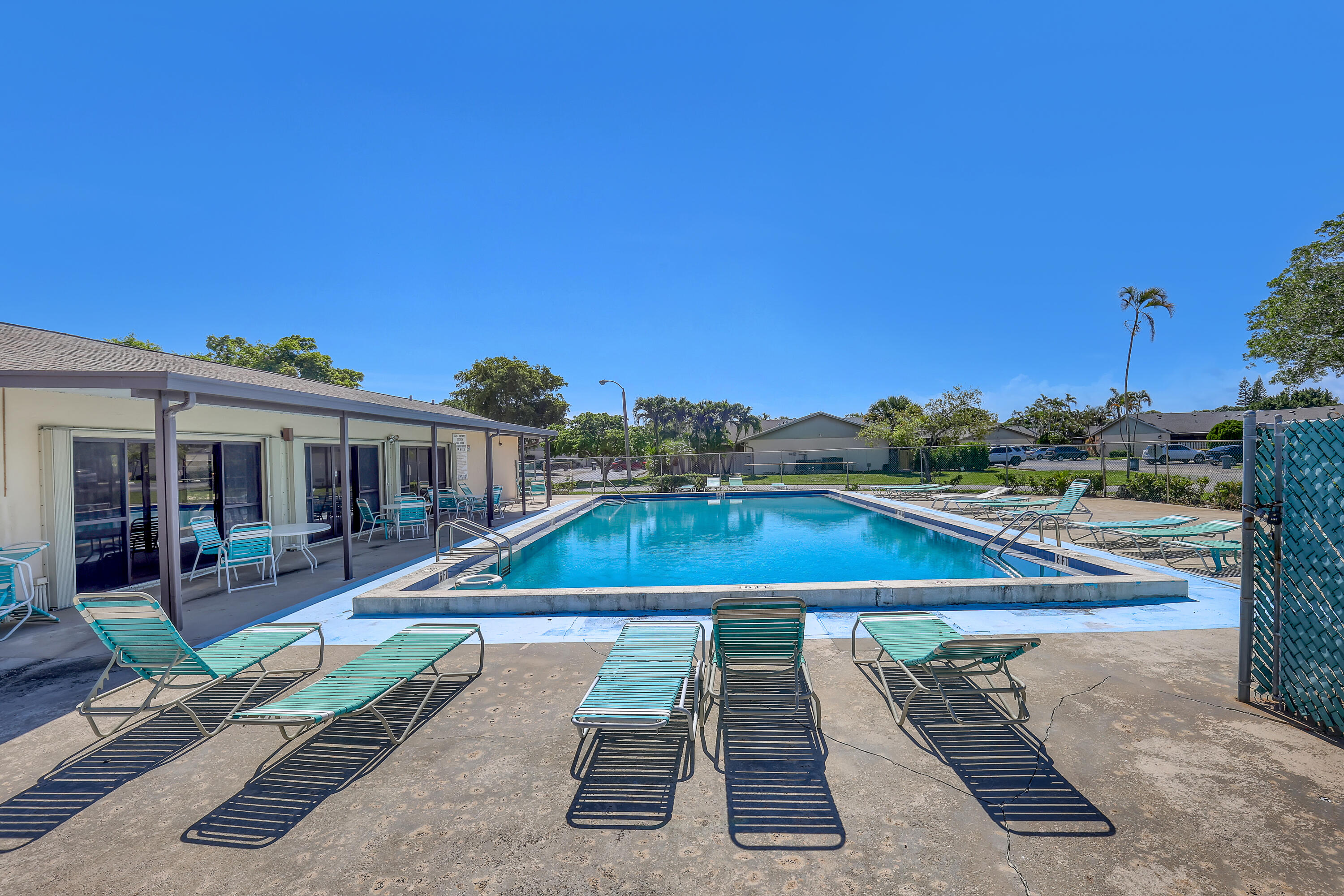QUADRILLE - Residential