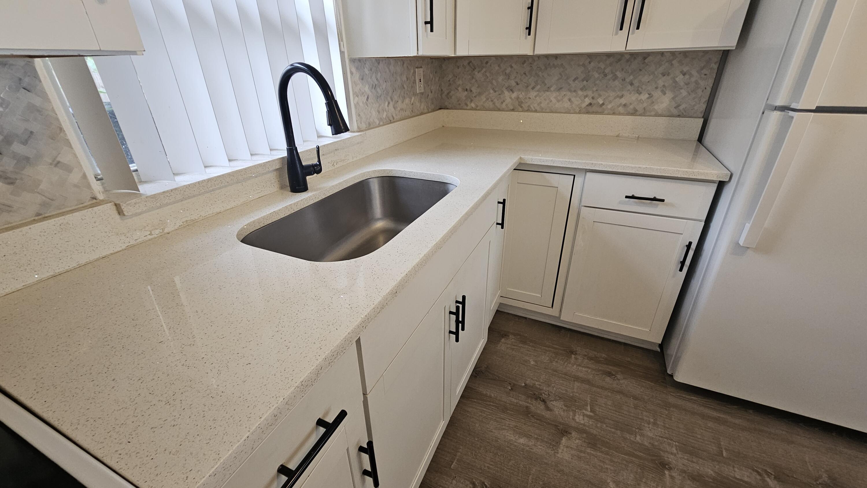 SUNSHINE PARK ADD 1 - Residential Lease