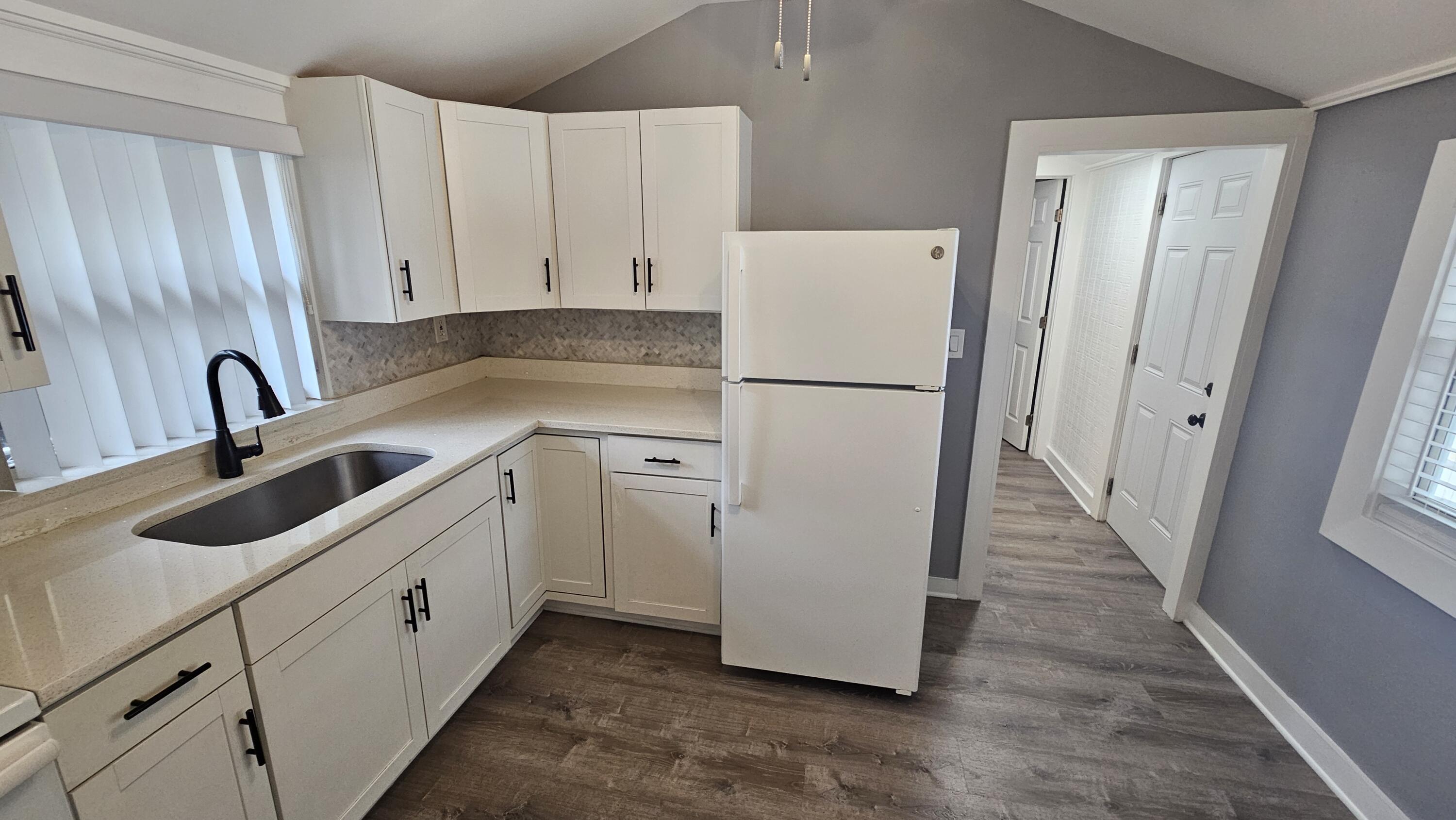 SUNSHINE PARK ADD 1 - Residential Lease