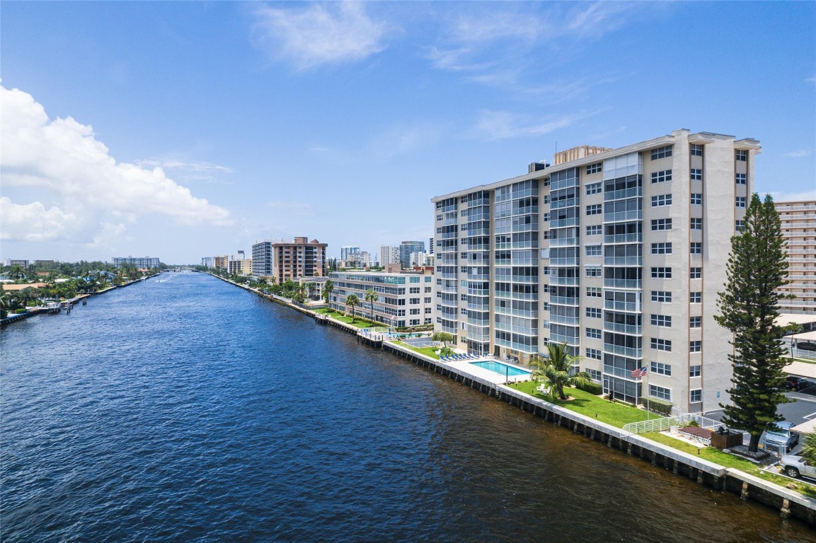 Riverside Towers - Residential