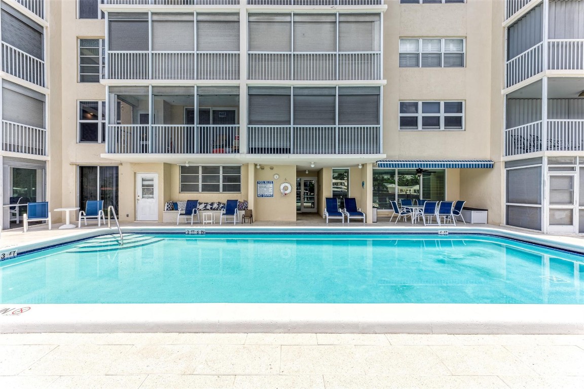Riverside Towers - Residential