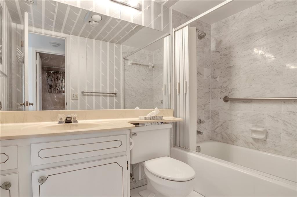 Hollybrook Golf & Tennis - Residential