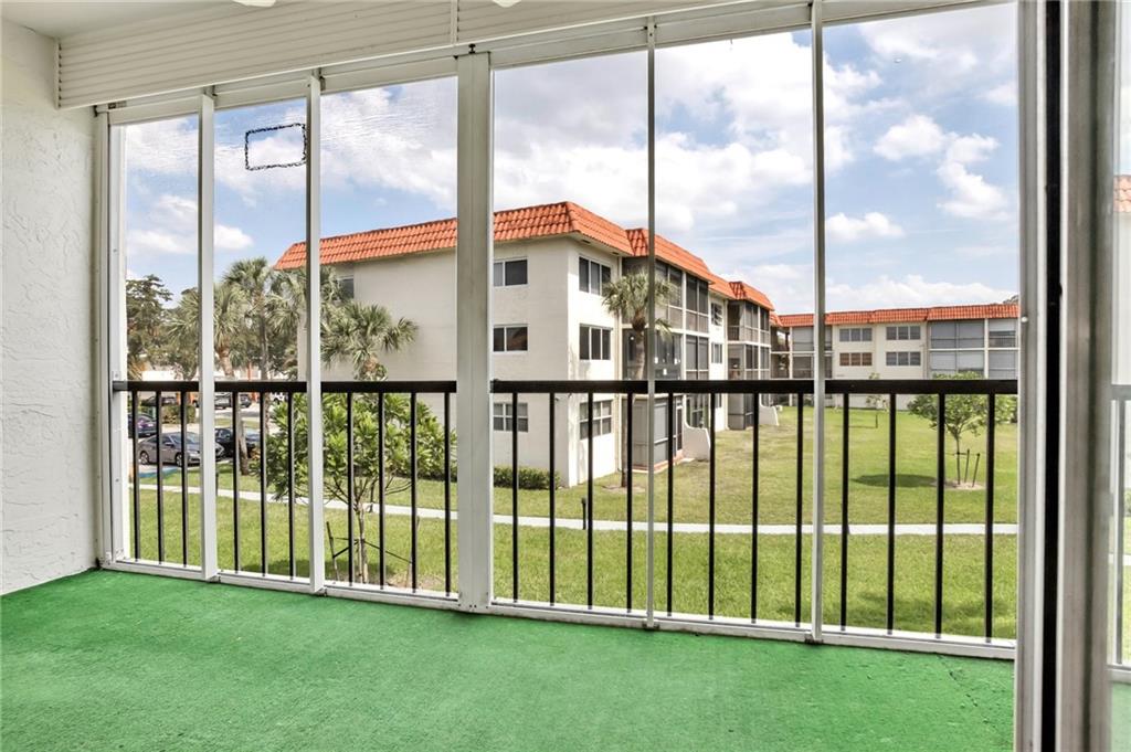 Hollybrook Golf & Tennis - Residential
