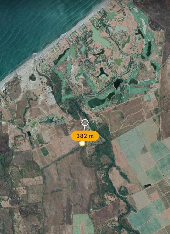 242 acres
/
110 hectares

Located between Santa Monica, Buenaventura, and
Playa Blanca.



Near various restaurants and tourist attractionsDevelopment Ready


98 acres
of sod grass
Free and clear to build
Previously used to grow watermelons & LycheePrime
Location

Ideally situated near popular restaurants, shops,
and tourist attractions
Just 0.5 miles from one of Buenaventura's
premier beach resorts, a top destination for
international visitors


Only 500 meters (0.5 km) from the Pan-American
(International American) Highway, offering direct

 INVESTMENT
OPPORTUNITY