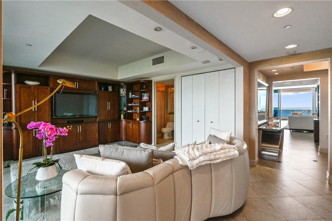 Aquazul Condo - Residential Lease