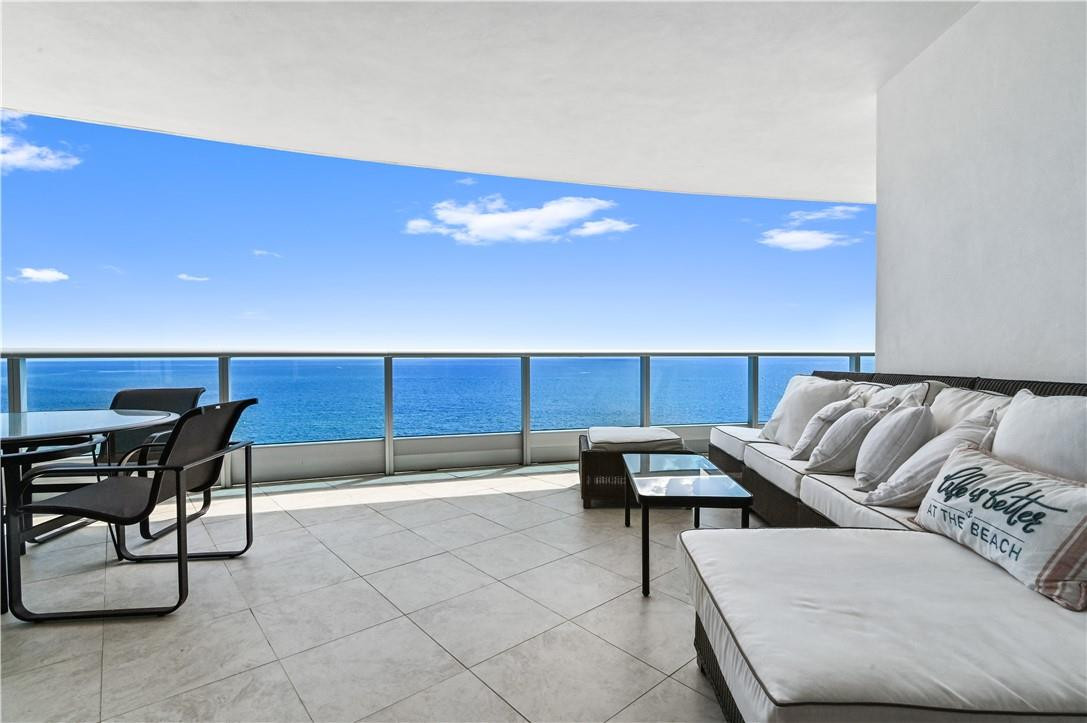 Aquazul Condo - Residential Lease