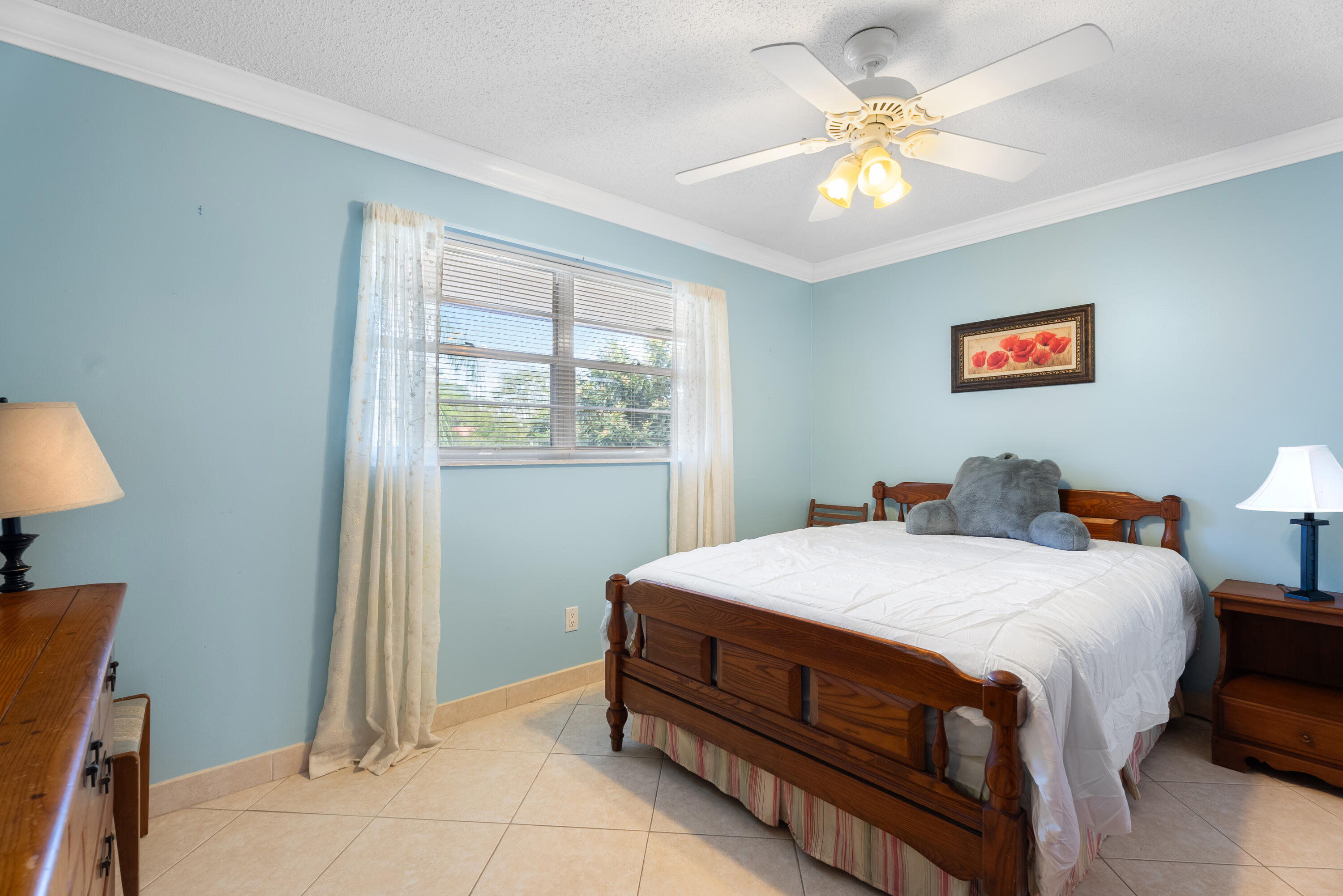 VISTA PINES CONDO - Residential Lease