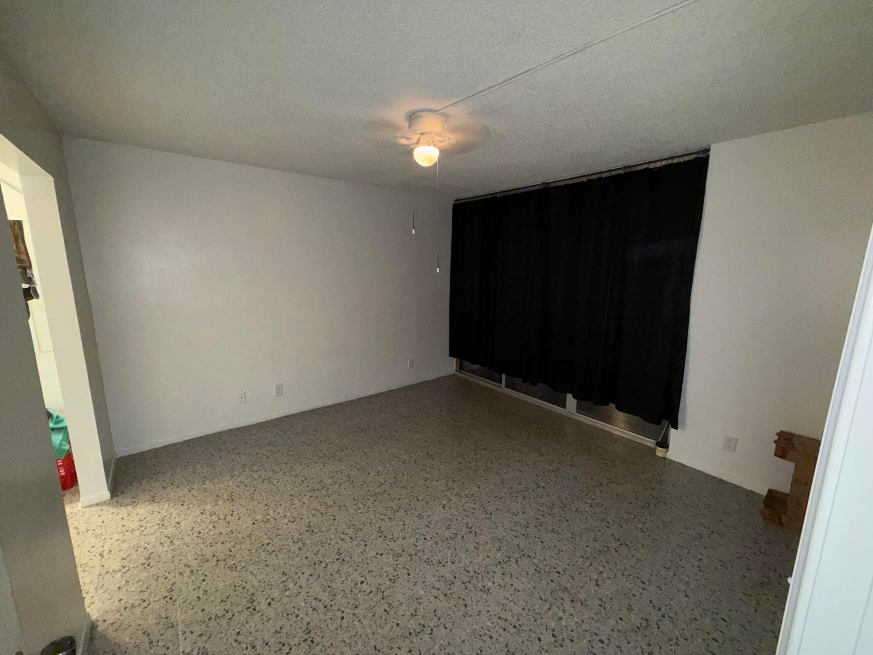LIVE OAK CONDO SEVEN - Residential Lease