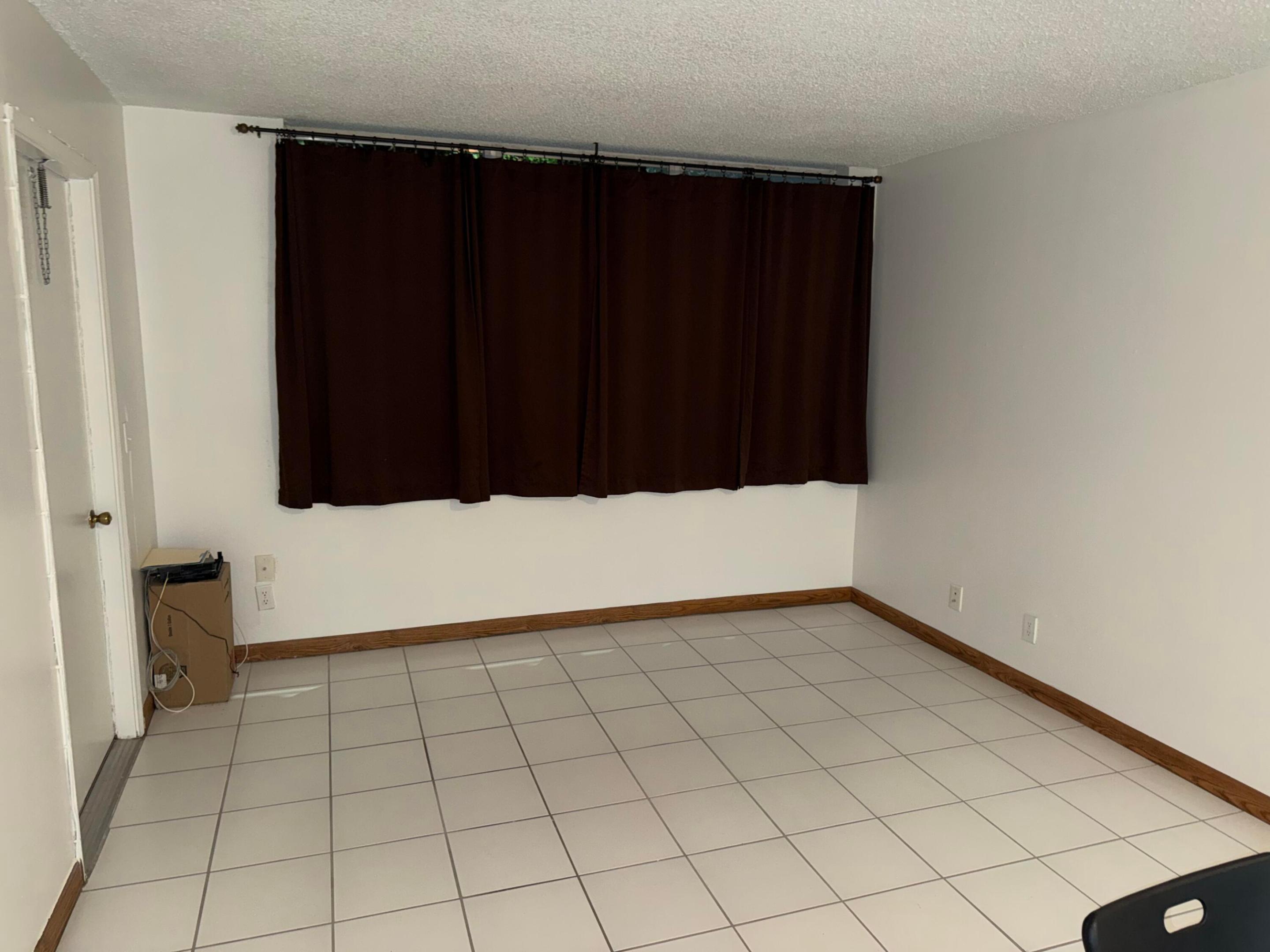 LIVE OAK CONDO SEVEN - Residential Lease