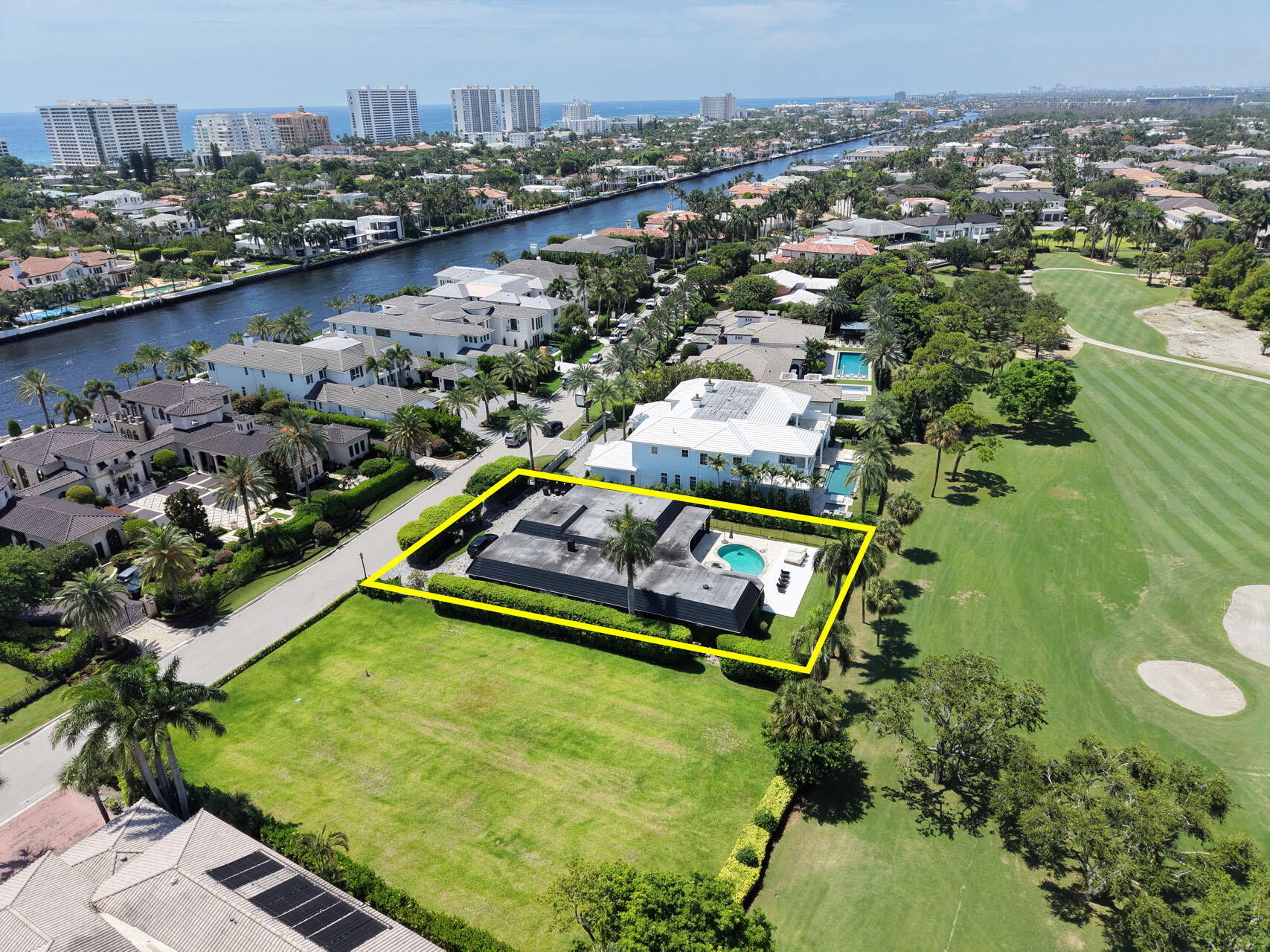 ROYAL PALM YACHT & COUNTRY CLUB - Residential