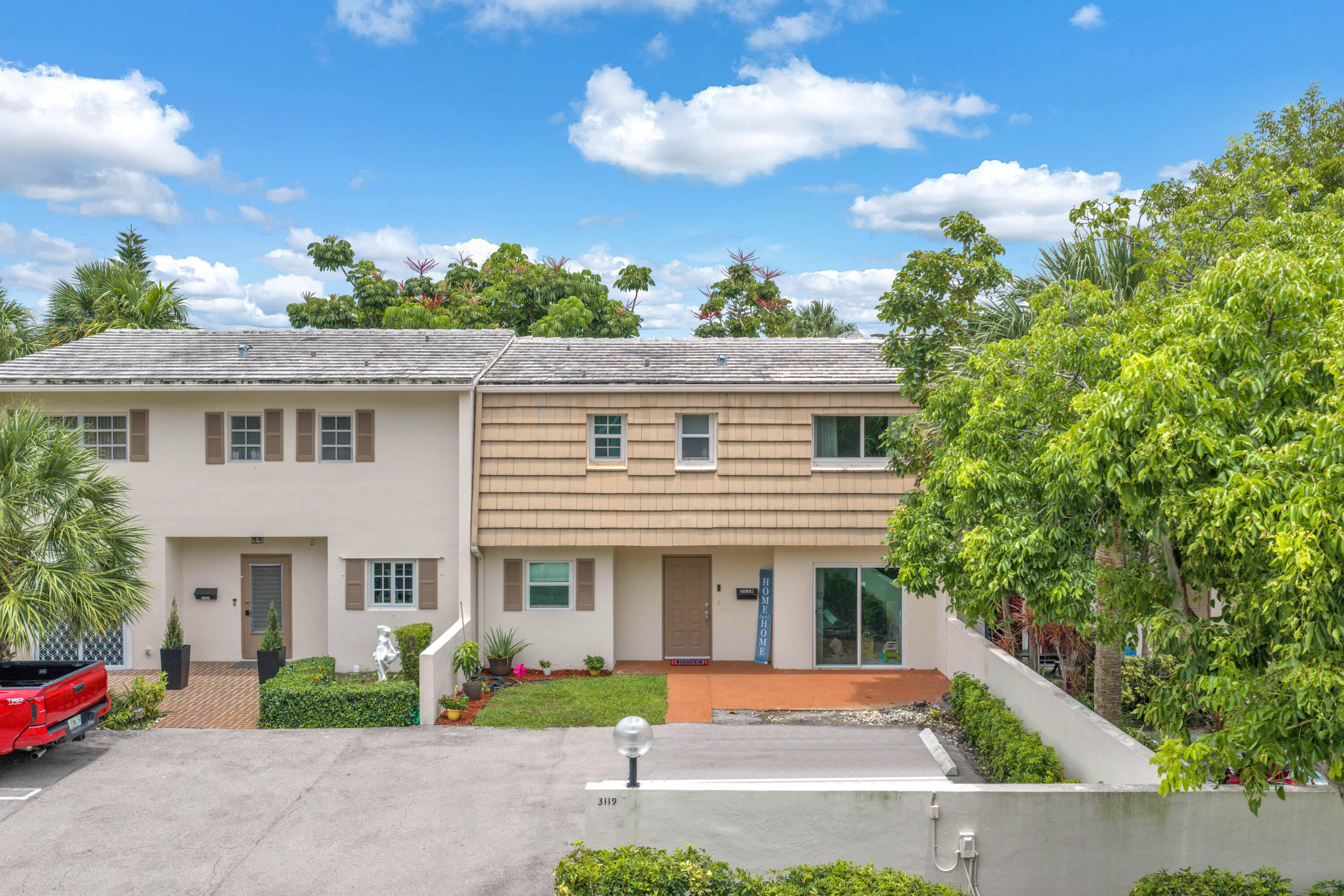 NO 2 PALM-AIRE COUNTRY CLUB - Residential