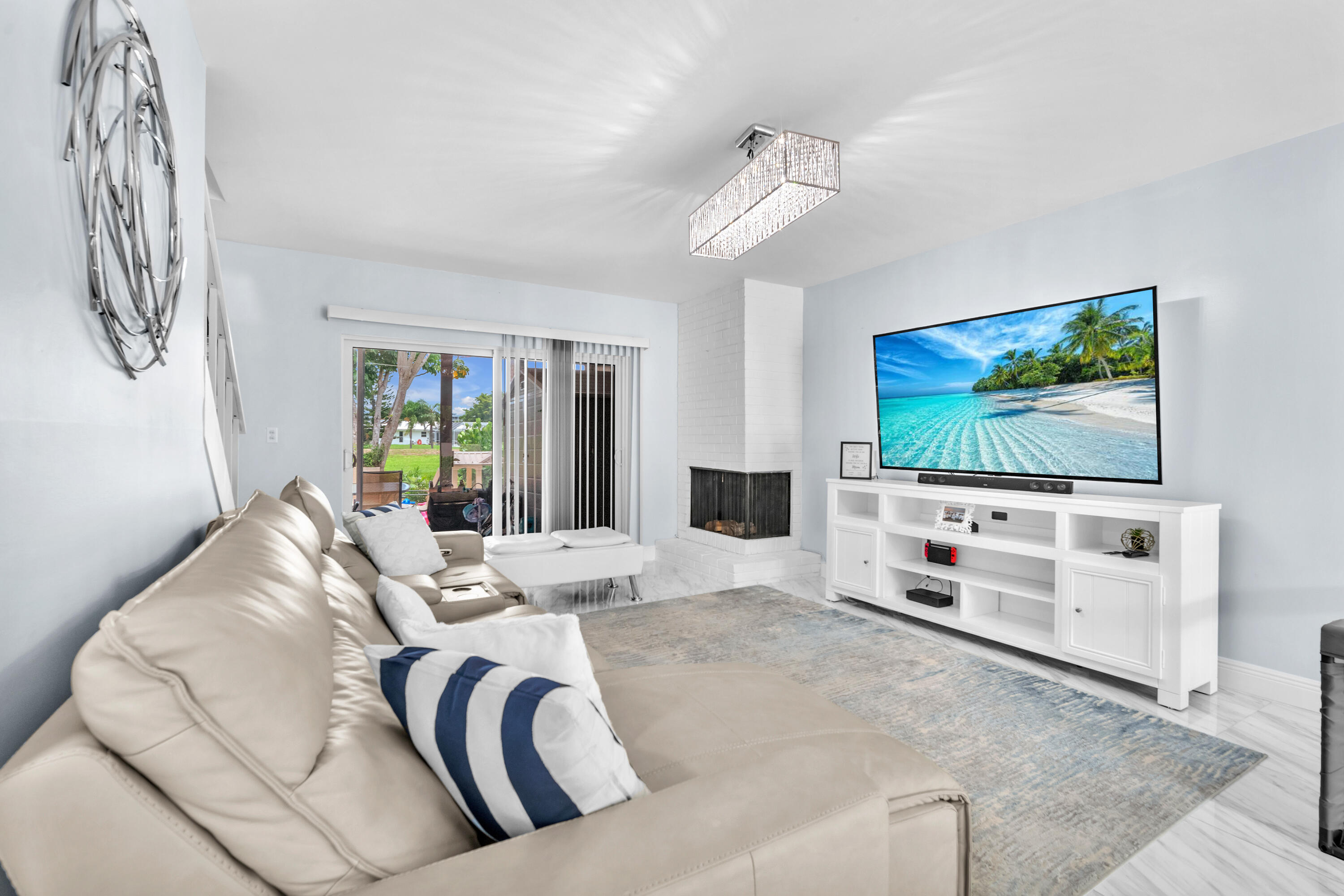NO 2 PALM-AIRE COUNTRY CLUB - Residential