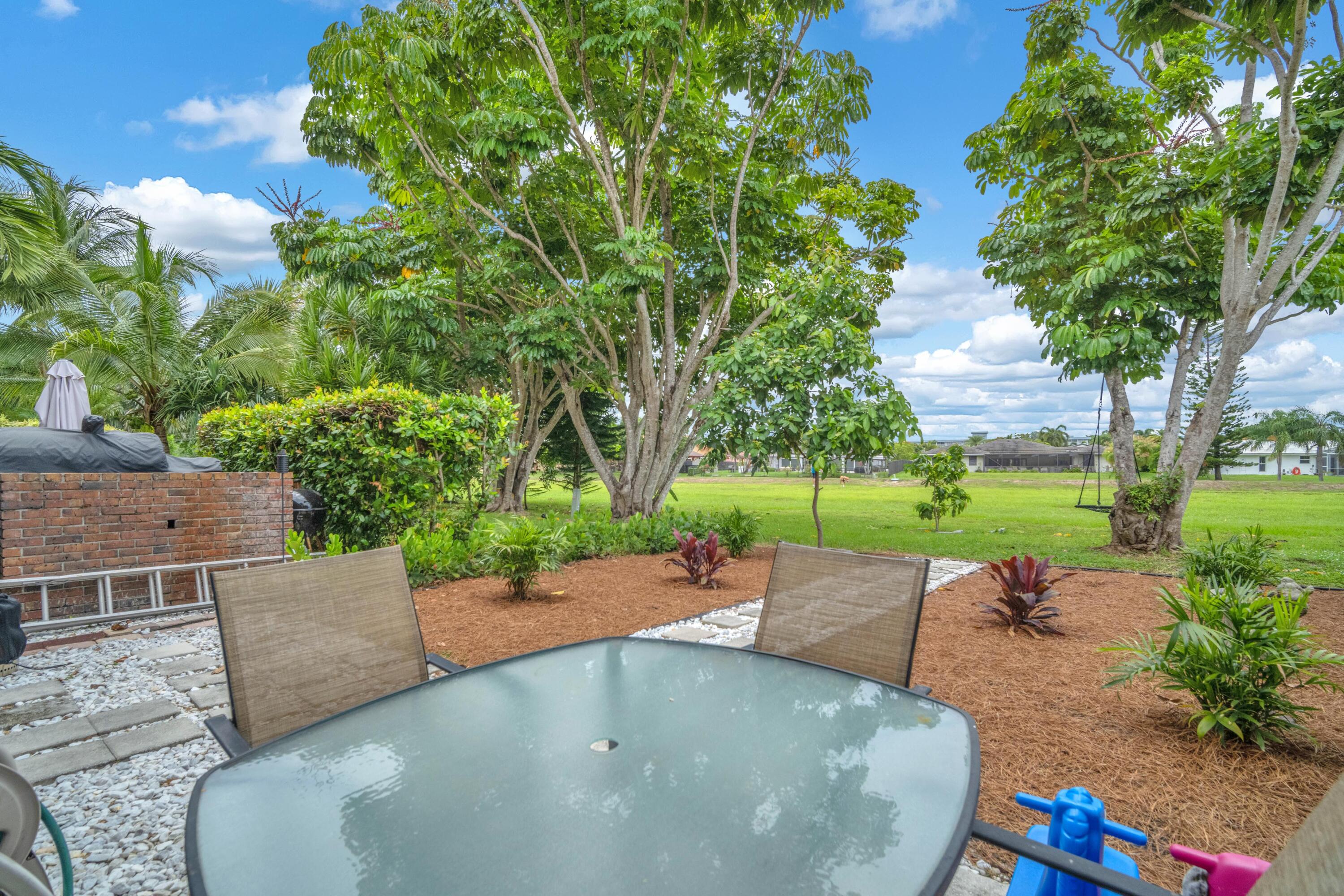 NO 2 PALM-AIRE COUNTRY CLUB - Residential