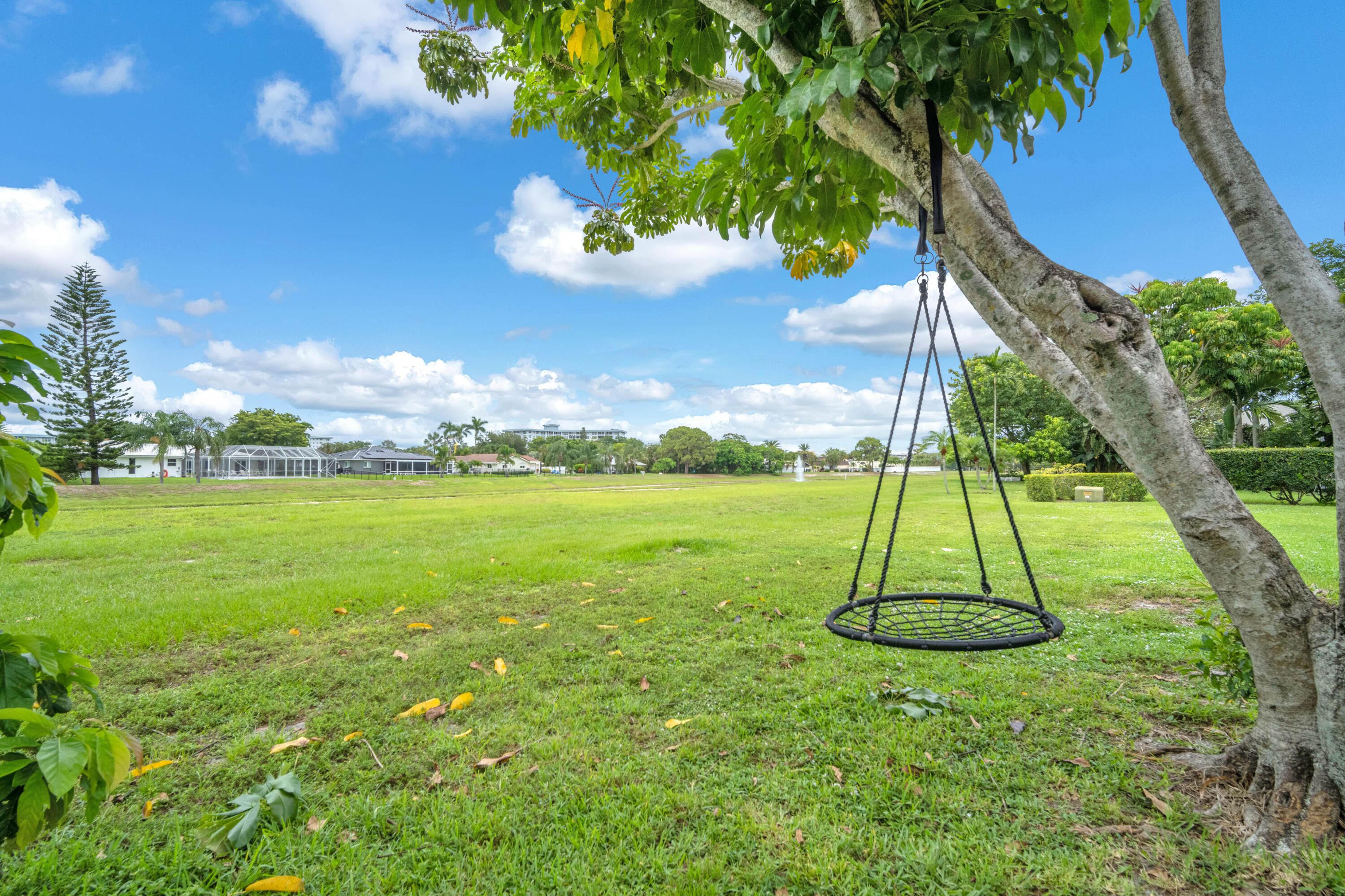 NO 2 PALM-AIRE COUNTRY CLUB - Residential