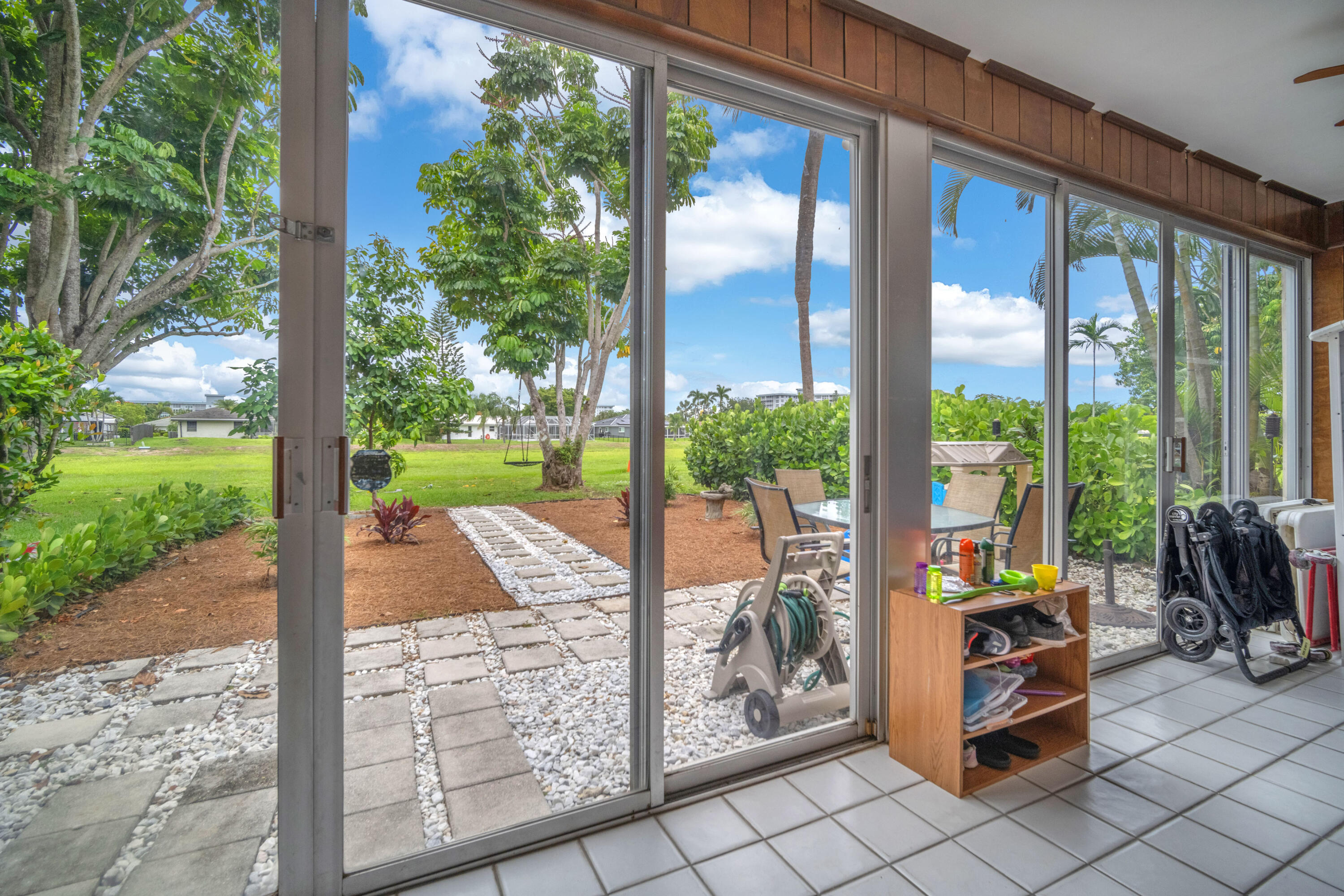 NO 2 PALM-AIRE COUNTRY CLUB - Residential