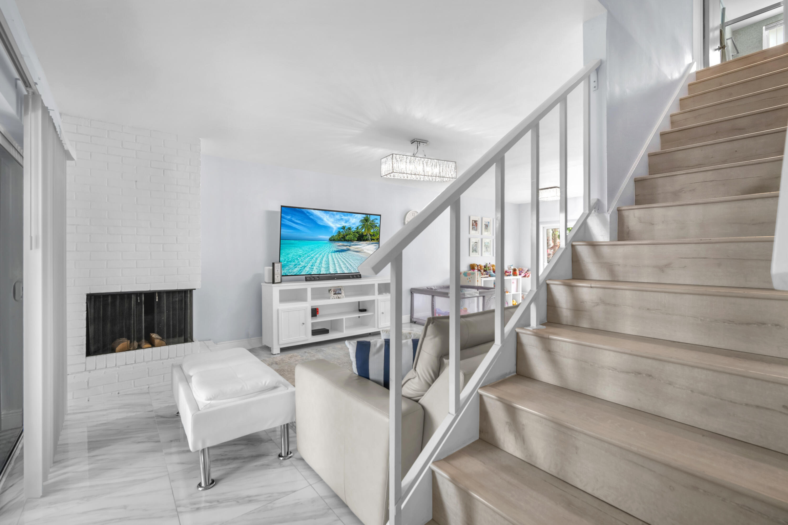 NO 2 PALM-AIRE COUNTRY CLUB - Residential