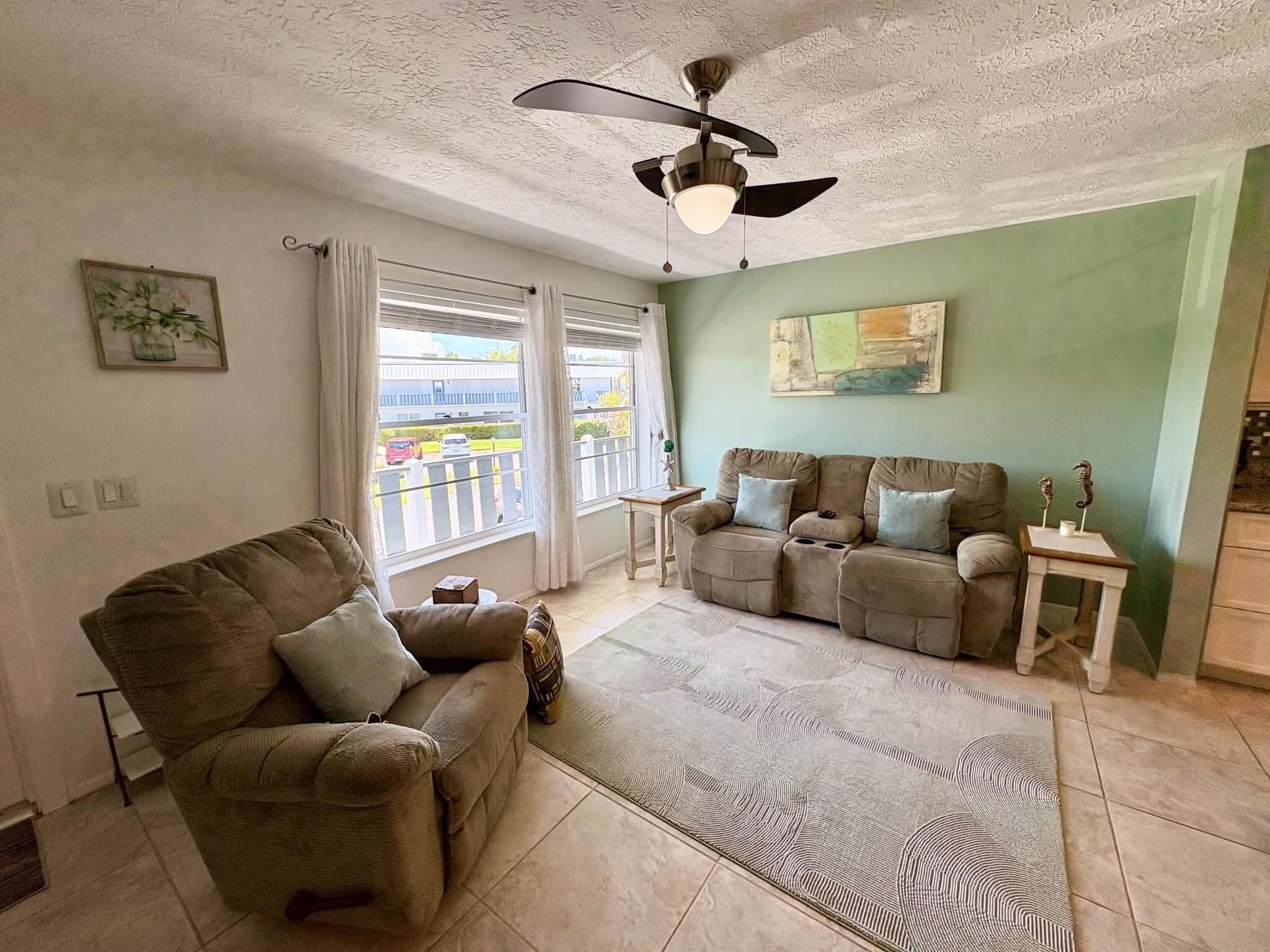 CEDAR POINTE CONDO - Residential
